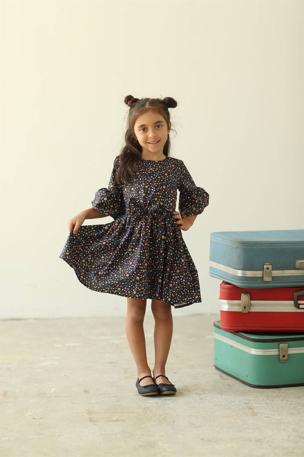 Black Small Floral Pleated Waist Girl Dress