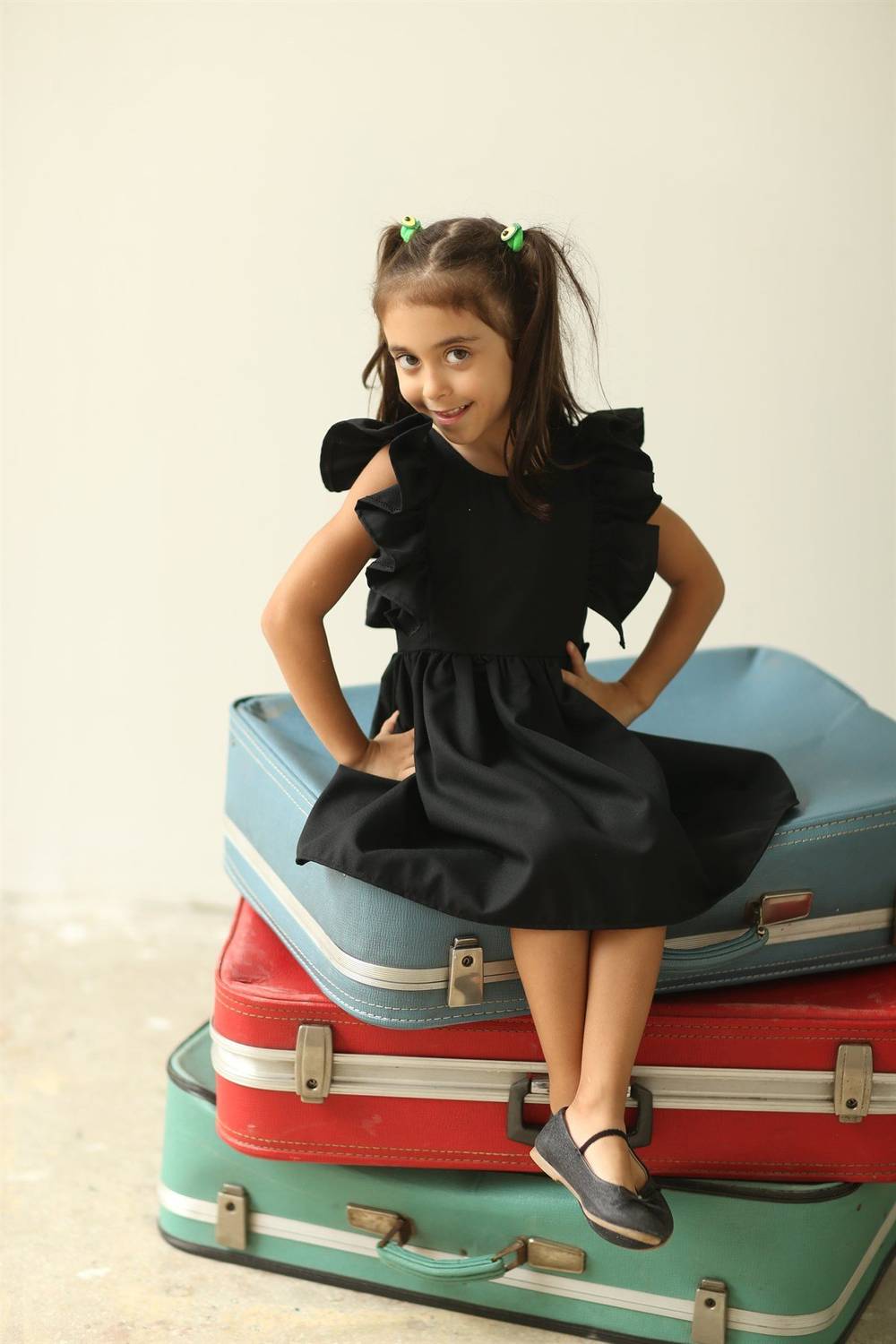 Black Ruffled Sleeve Girl Dress