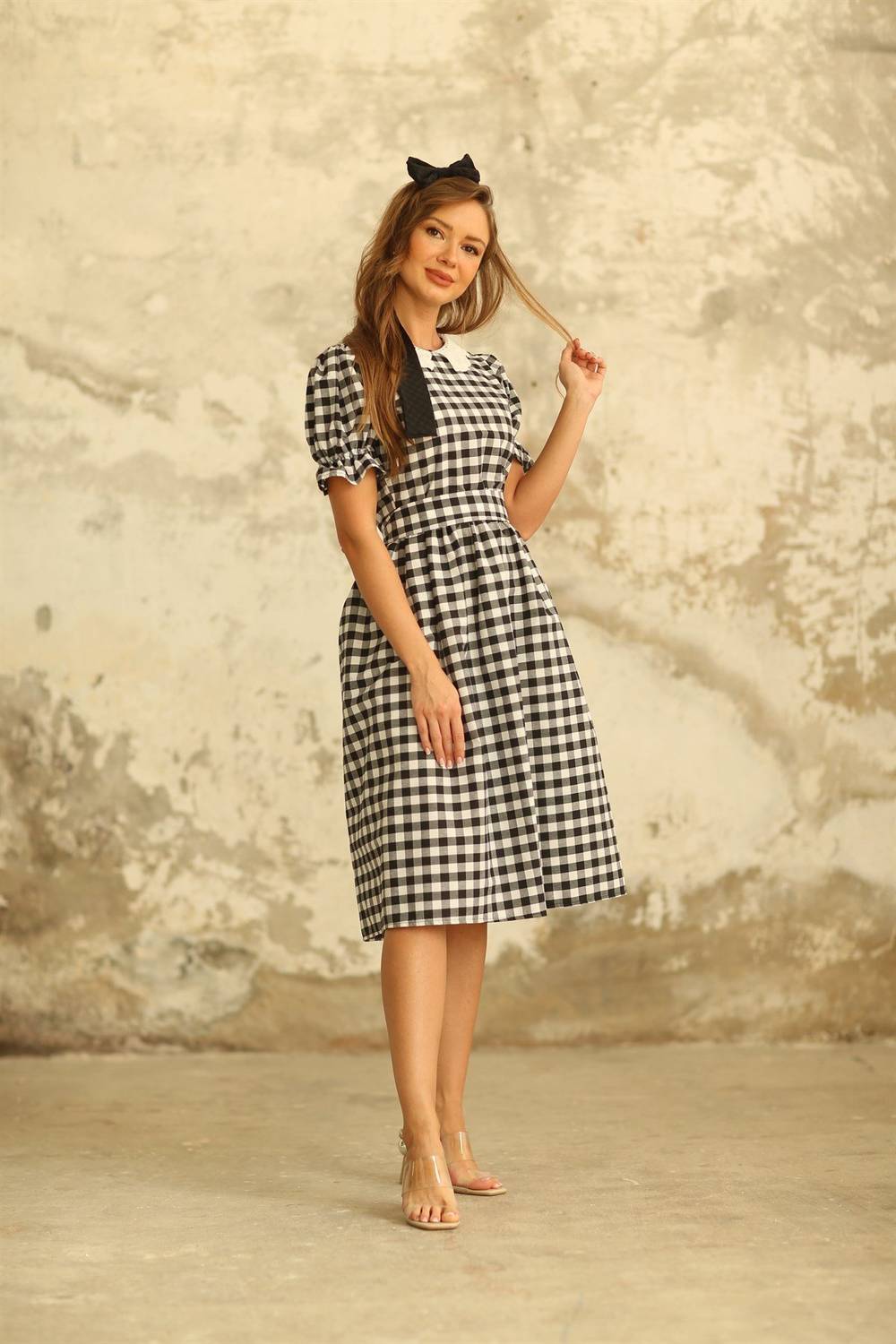 Collar Detailed Black Hijab Dress