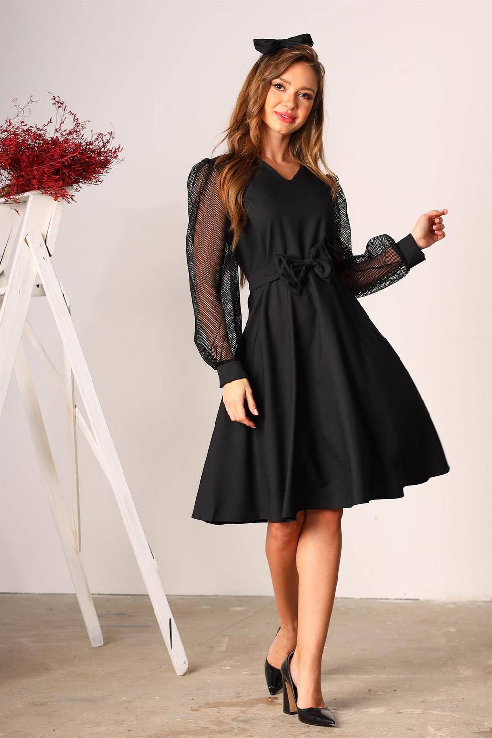 Siyah File Kollu Kloş Elbise