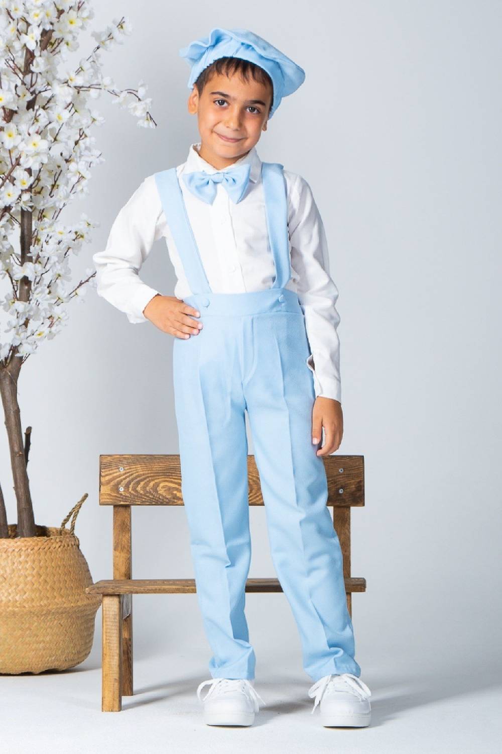 Bebe Mavisi Salopet, Papyon ve Şapka Kombin