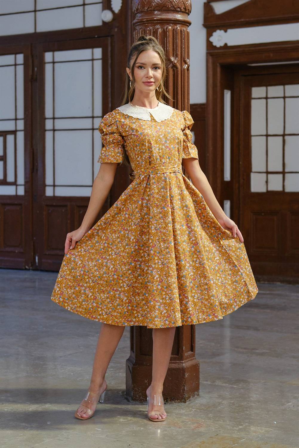 Vintage Fisto Dantel Yakalı Hardal Çiçekli Balon Kol Kloş Elbise