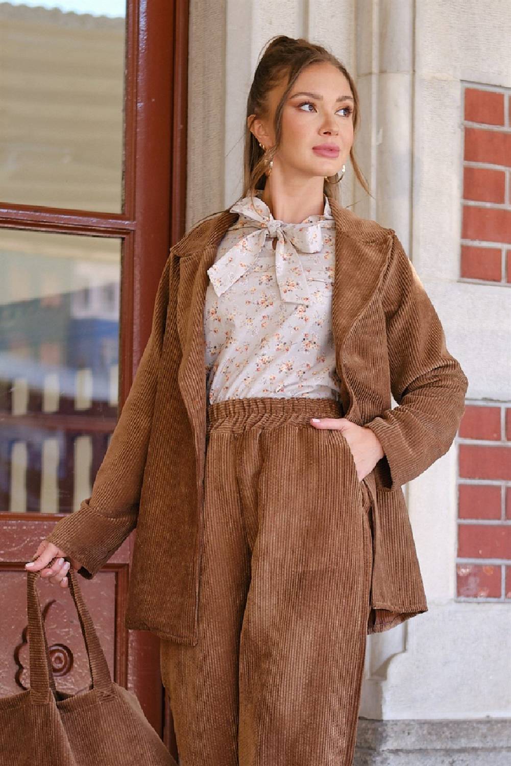 Kahve Fitilli Kadife Uzun Ceket