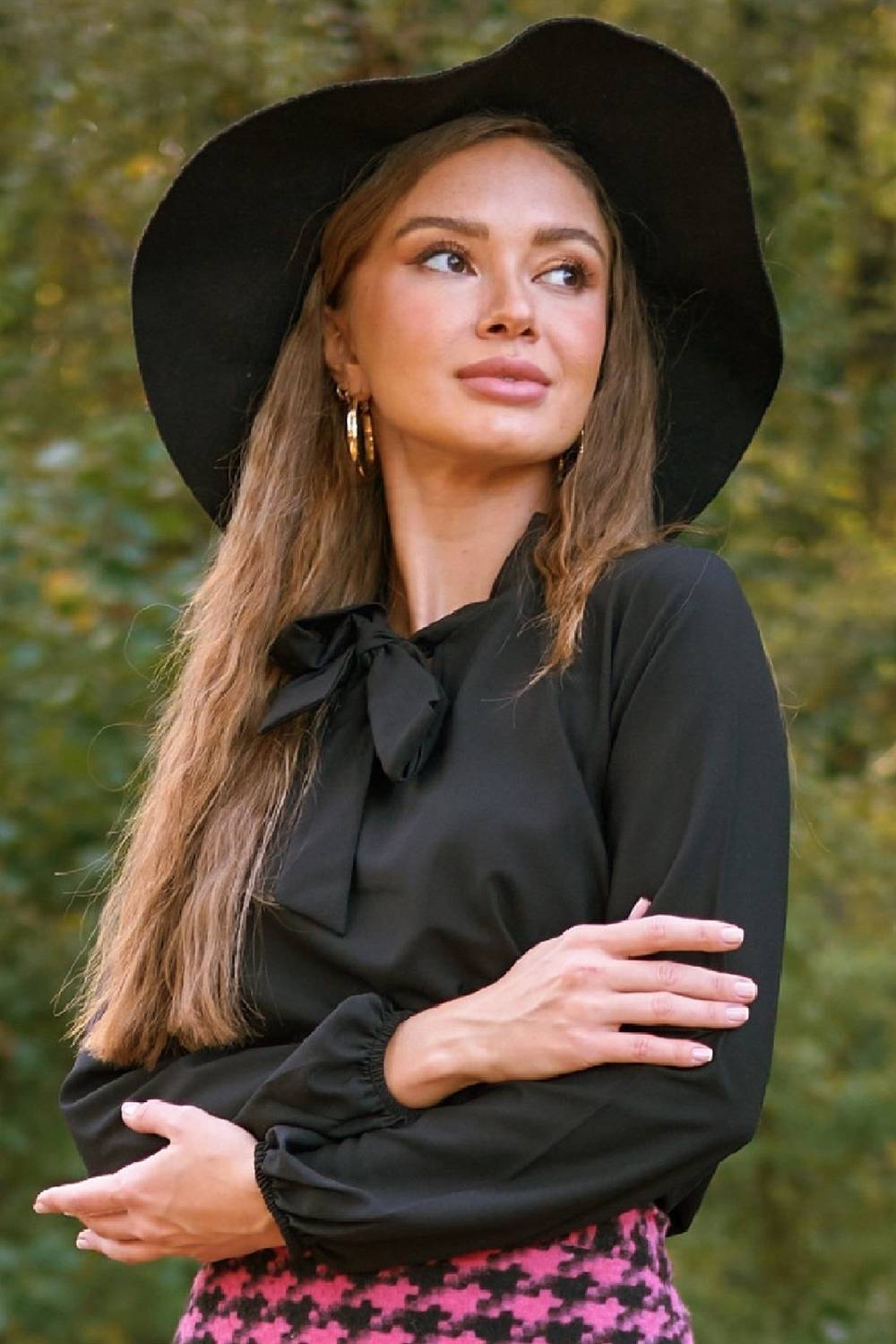 Siyah Önden Bağlamalı Krep Bluz