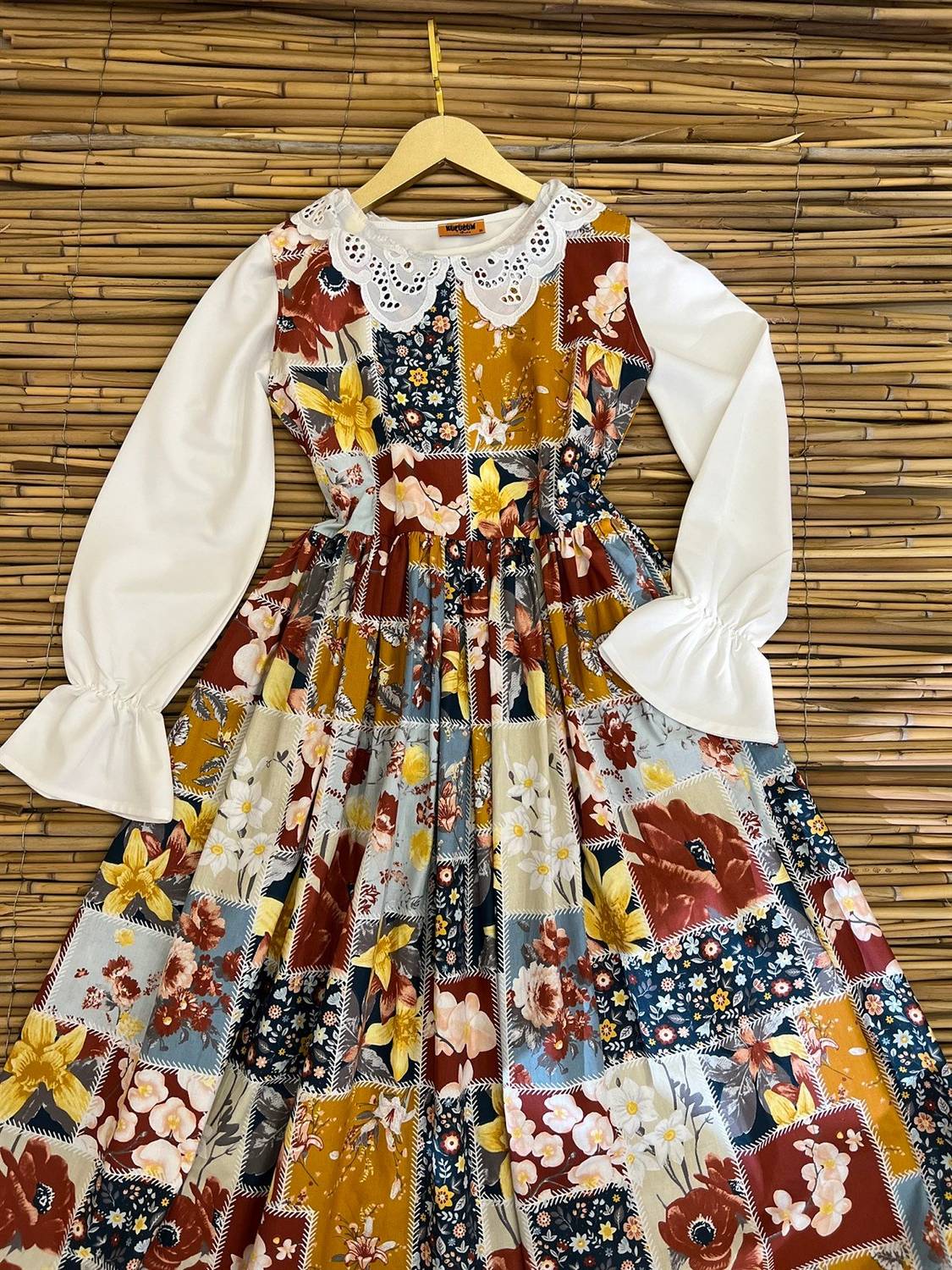 Brown Authentic Sleeveless Collar Detailed Poplin Dress and Crepe Blouse