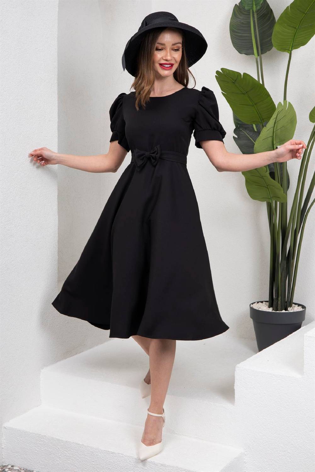 Siyah Krep Karpuz Kol Kloş Midi Boy Elbise