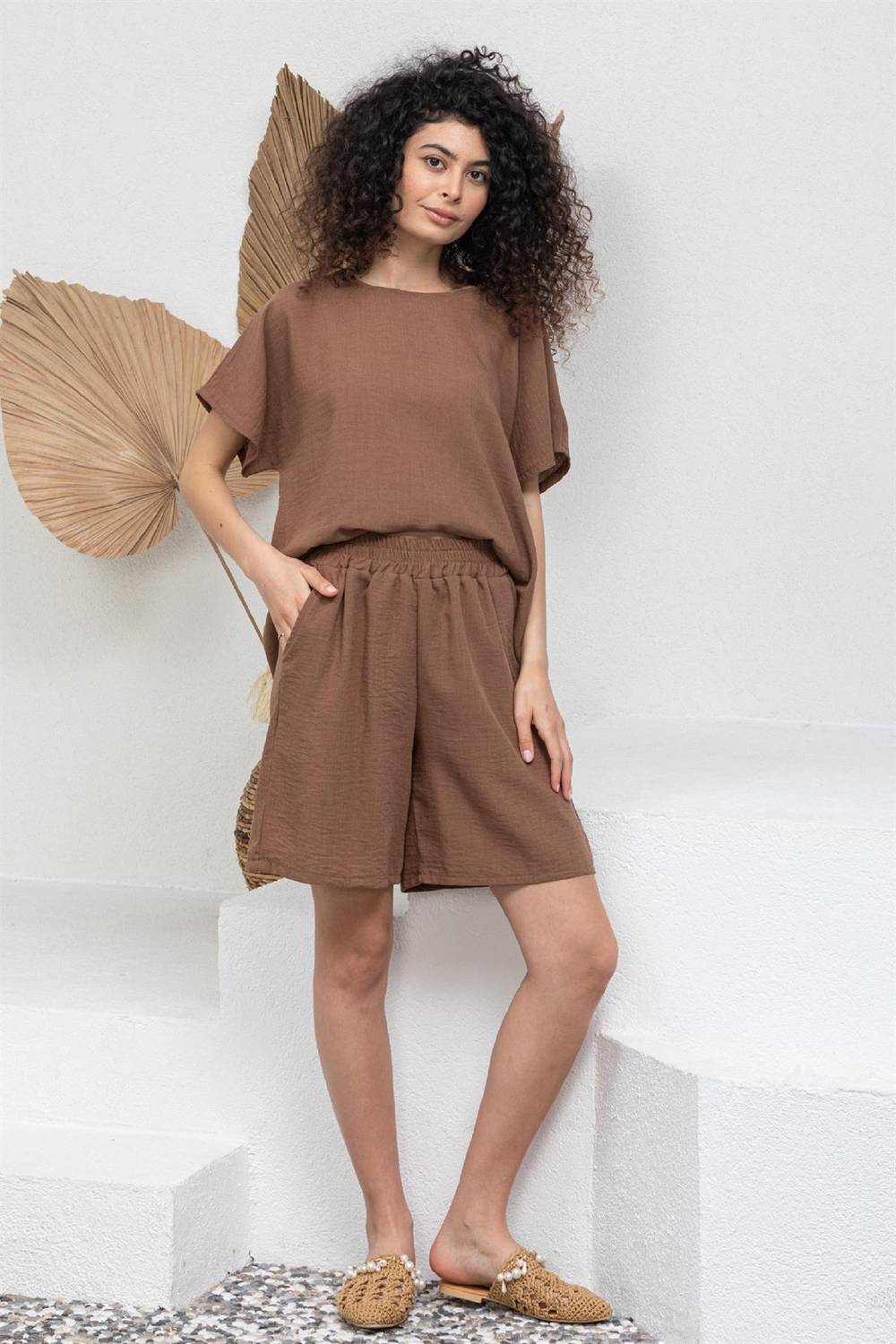 Kahverengi Pamuklu Keten Kısa Kollu Bluz ve Şort 2'li Takım