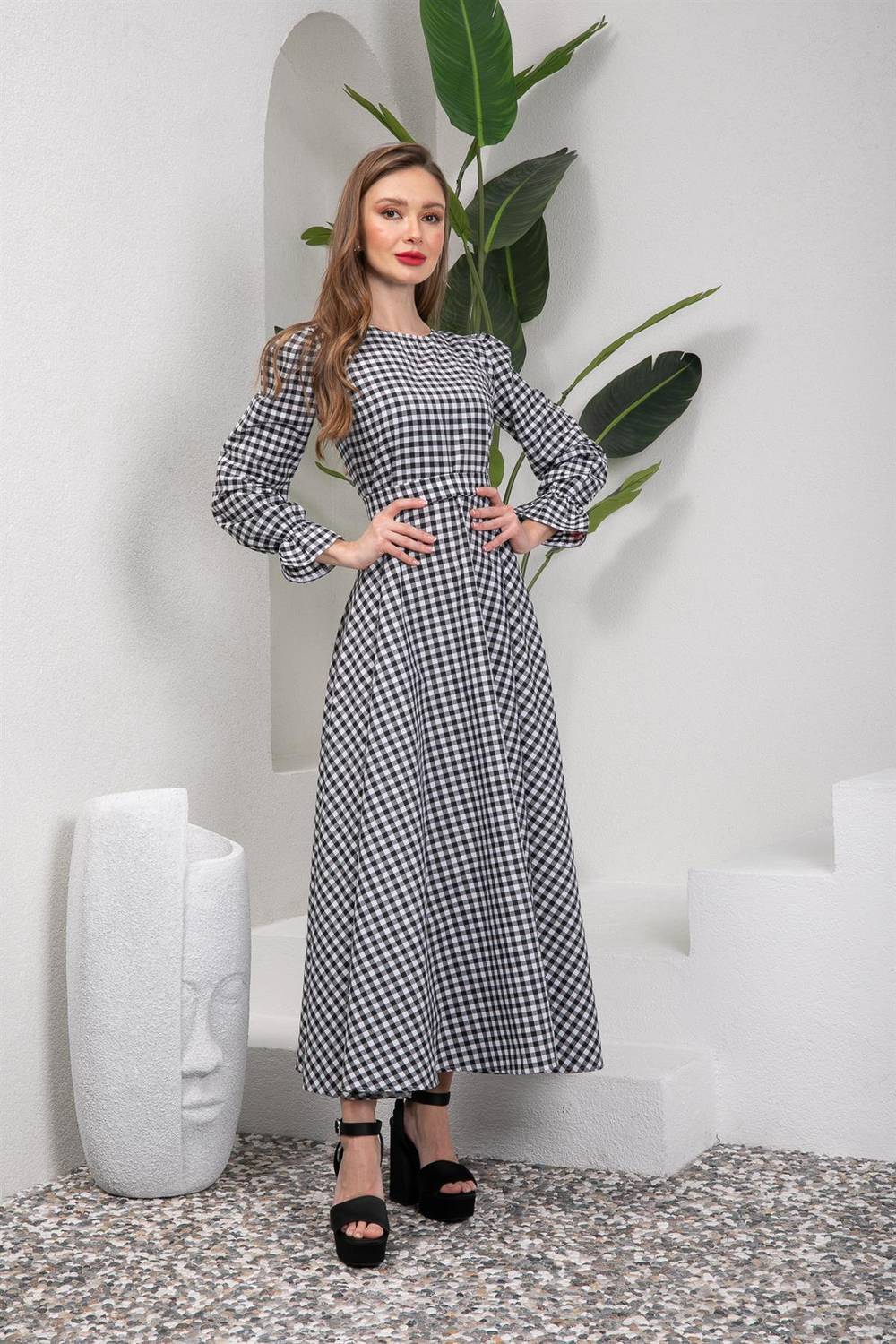 Hijab Black Gingham Dress