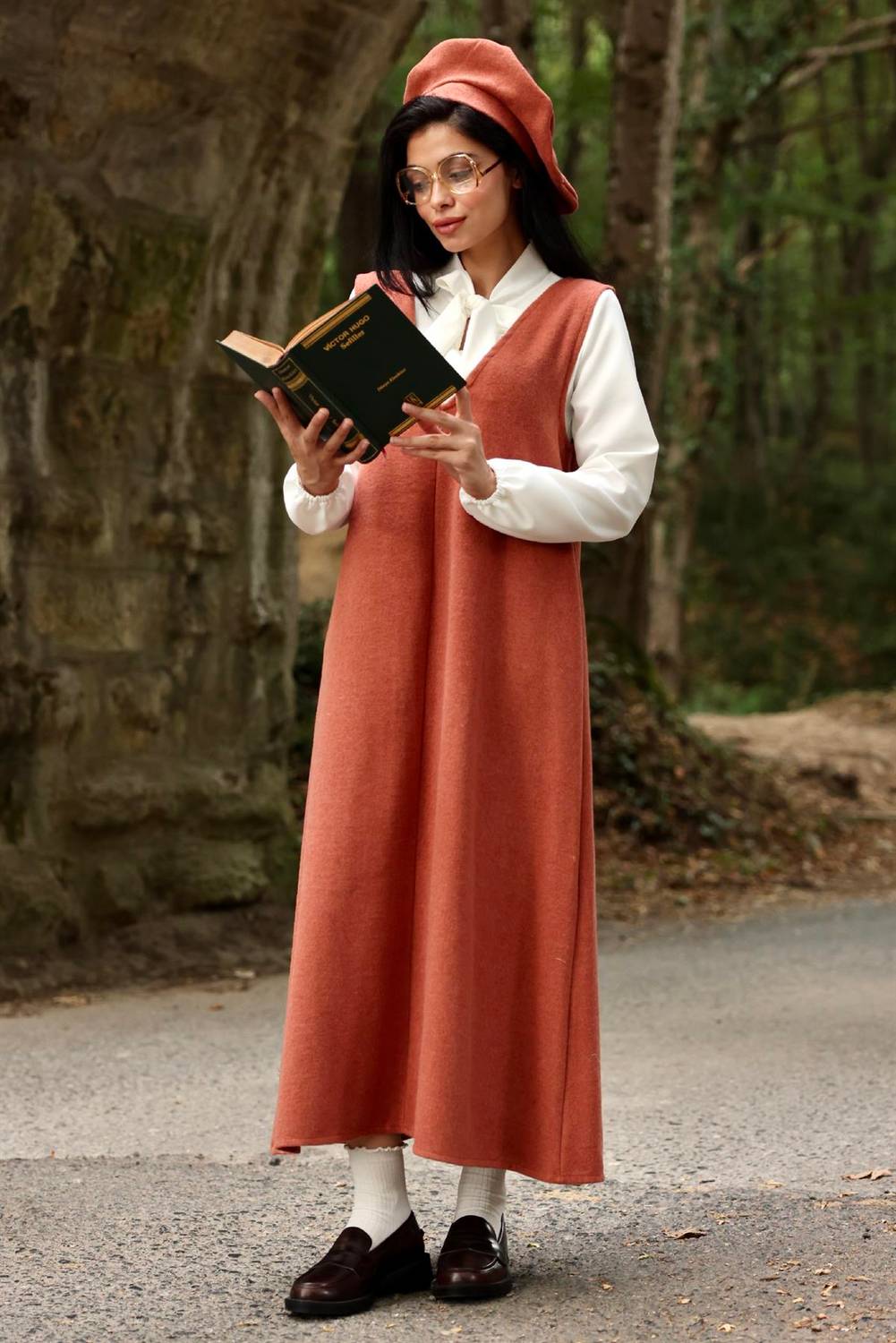 Somon Kaşe Uzun Kışlık V Yaka Jile Elbise ve Şapka