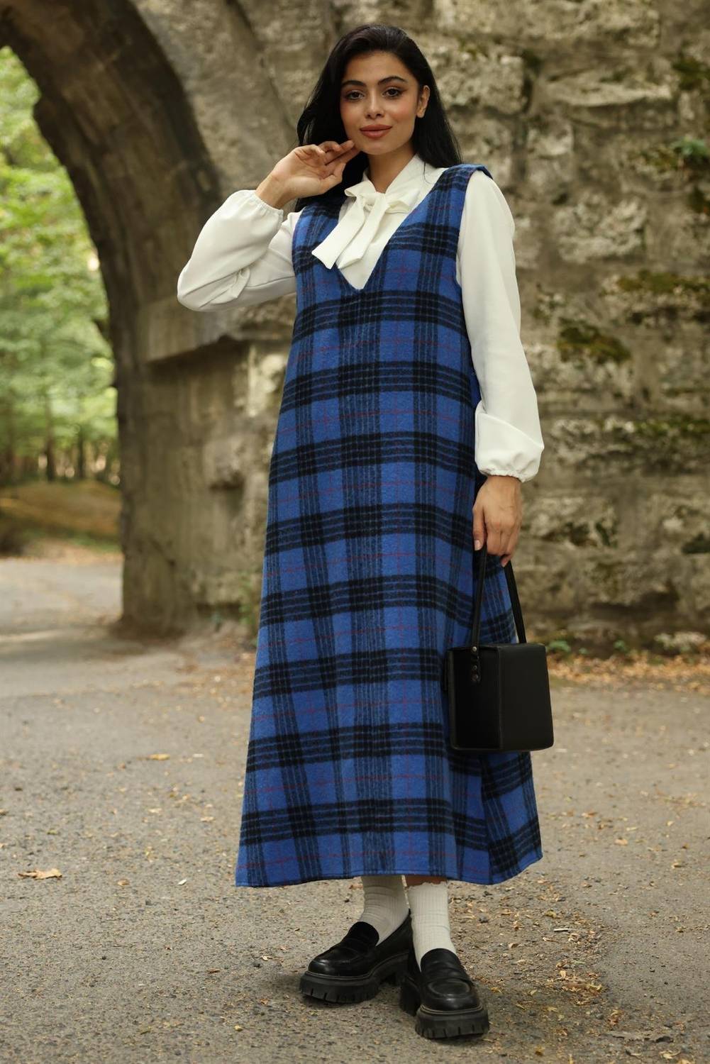 Mavi Ekose Uzun Kışlık V Yaka Jile Elbise