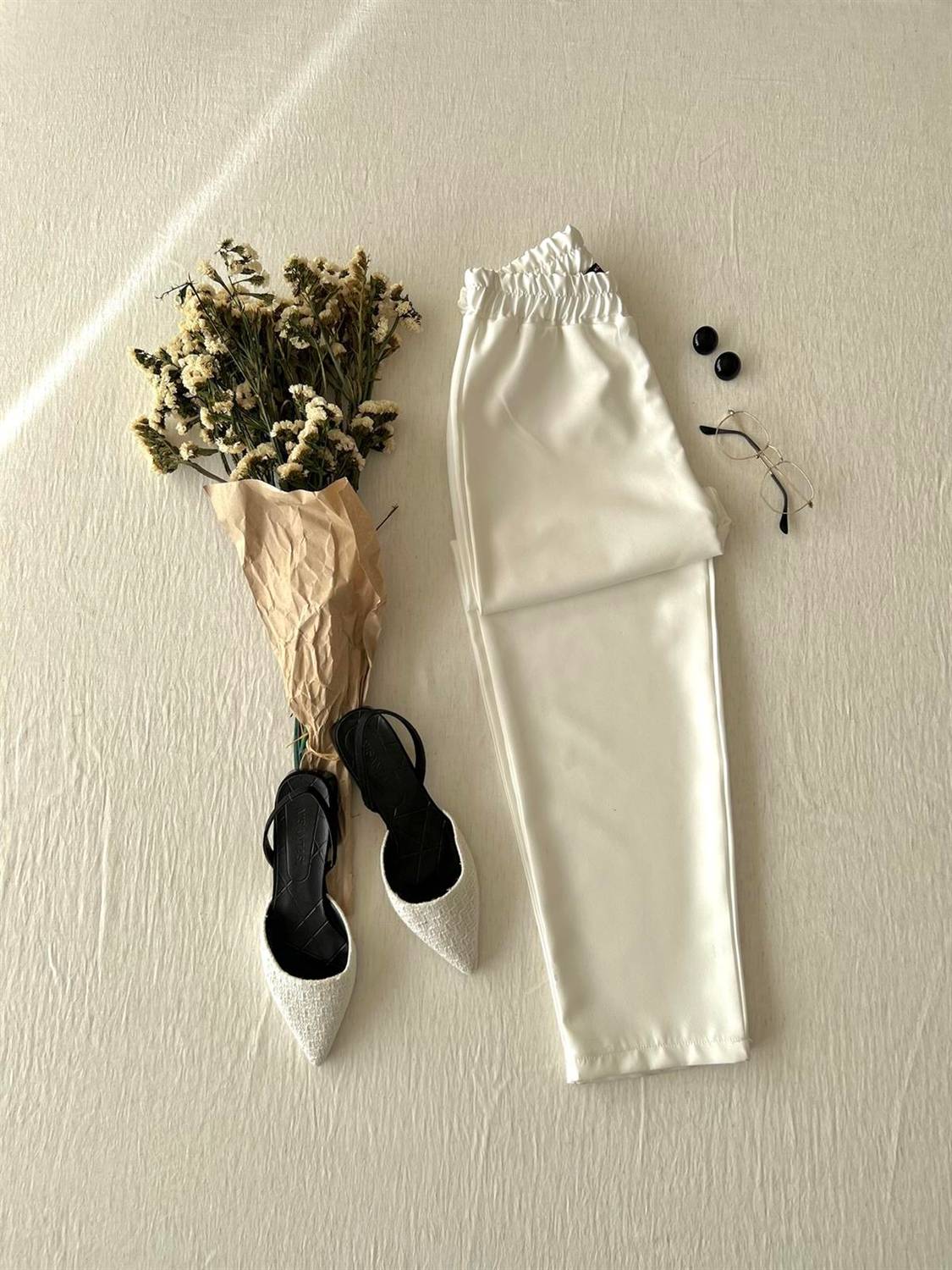 White Narrow Leg Elastic Waist Crepe Trousers