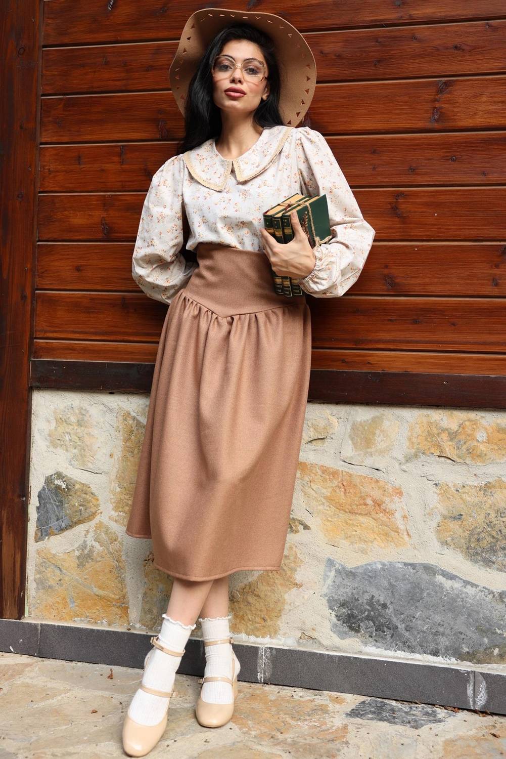 Vintage Belted Beige Wool Effect Skirt