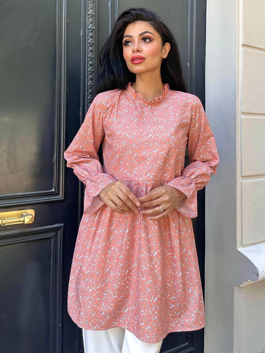 Туніка з рюшіковим коміром, помаранчева, бавовняна поплінова, розмір S/36, елегантна без просвітів, ідеальна для будь-якого випадку