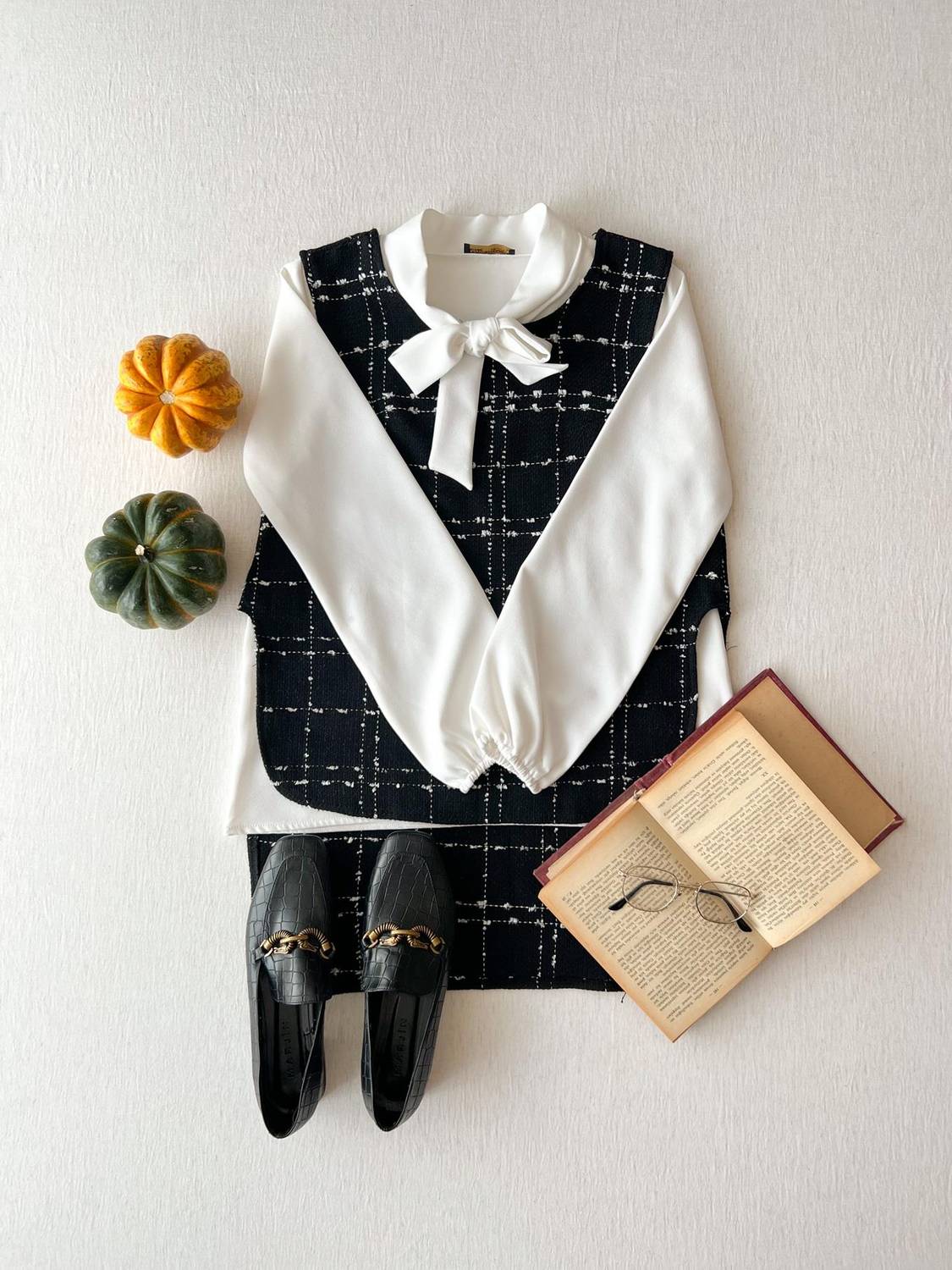 Black Tweed Vest with Side Slit