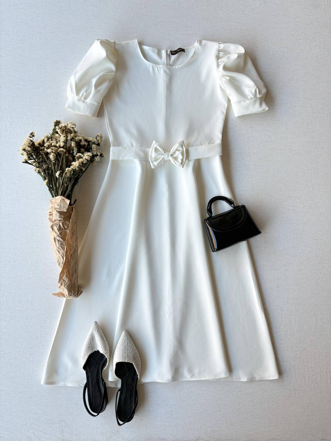 Karpuz Kollu Beyaz Krep Midi Boy Kloş Elbise