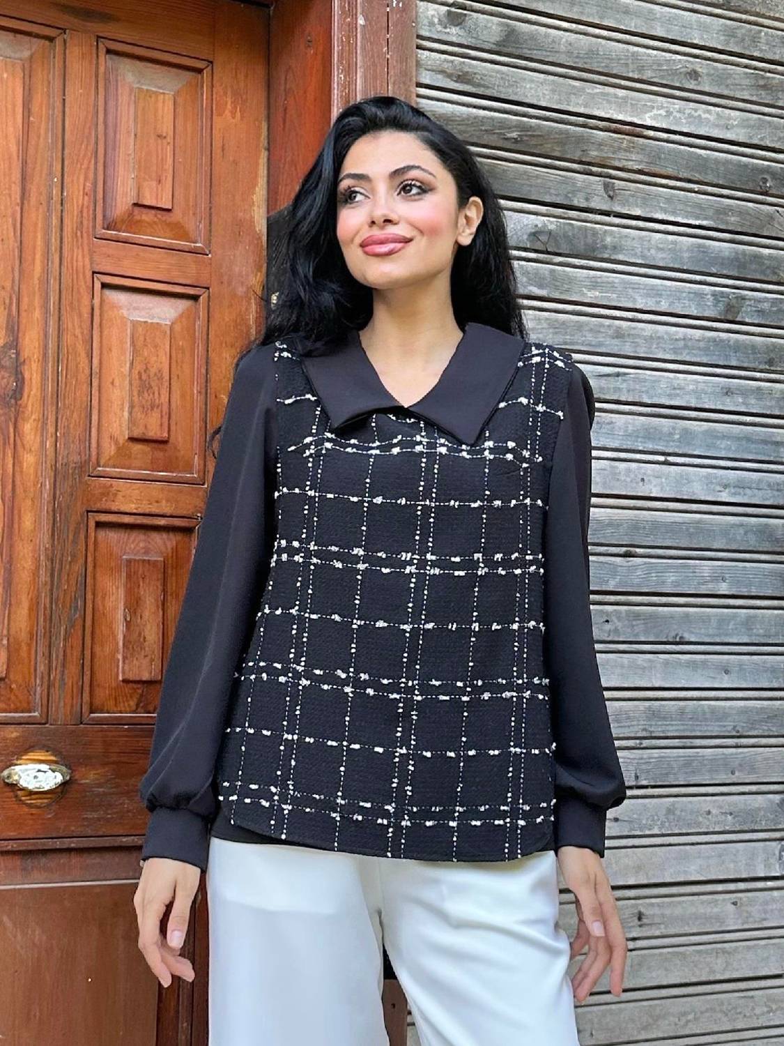 Siyah Tüvit Yandan Yırtmaçlı Yelek