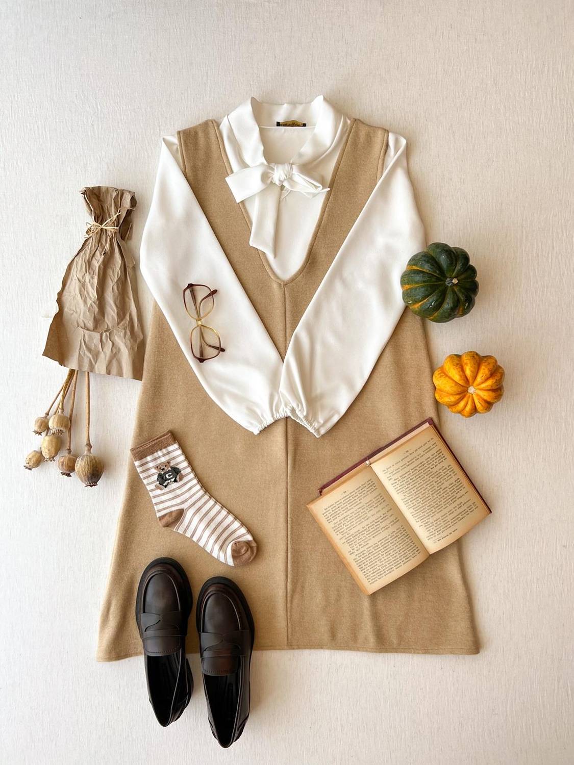 Bej Rengi Kaşe Kadın Kısa Jile Elbise