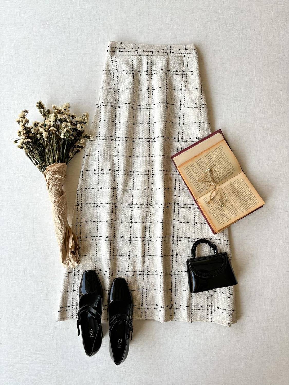 Біла спідниця з твідової тканини, приталений крій, різні розміри, 95-100 см довжина, рекомендовано ручне прання