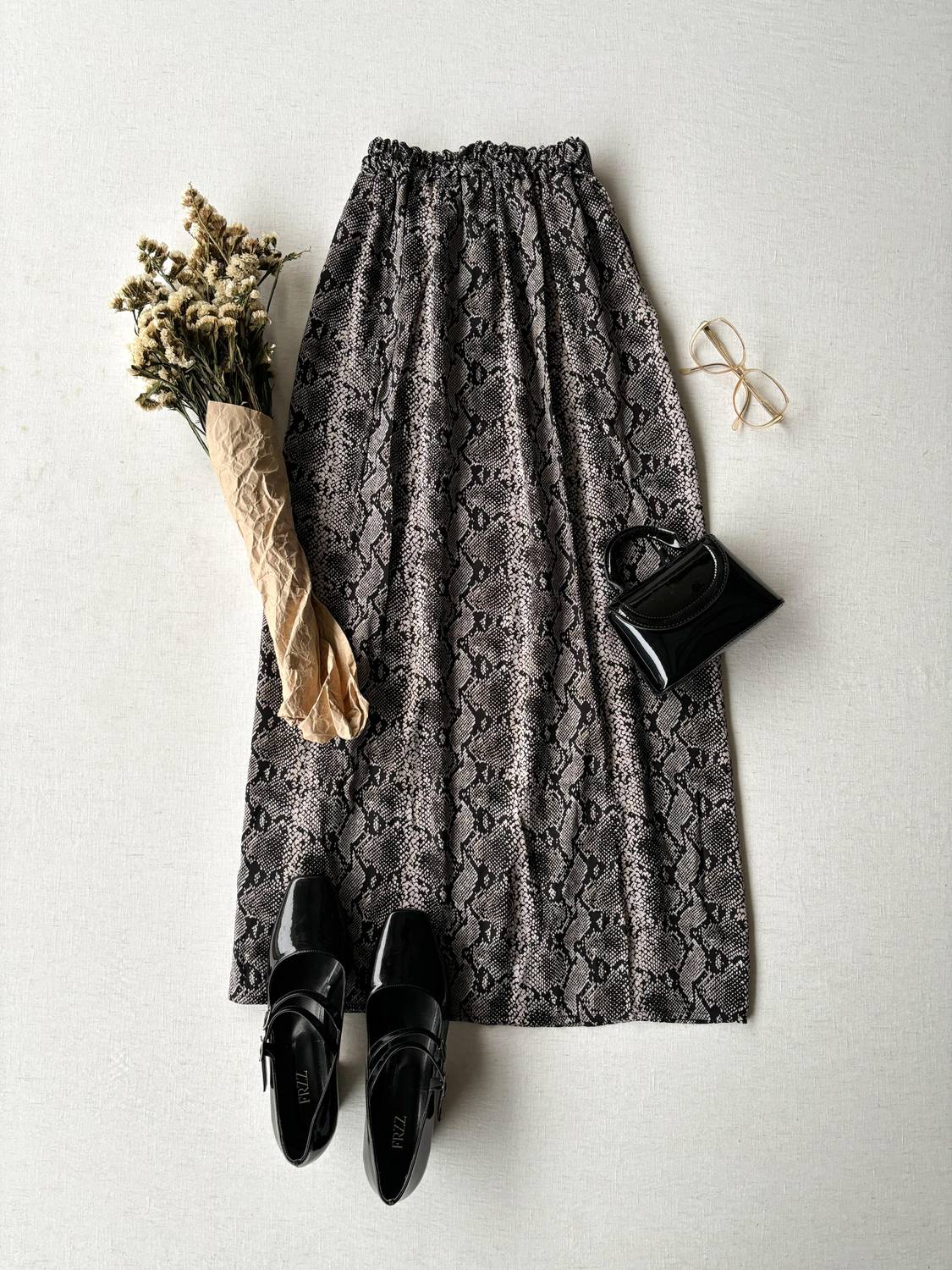 Snakeskin Pattern Gathered Skirt at Waist