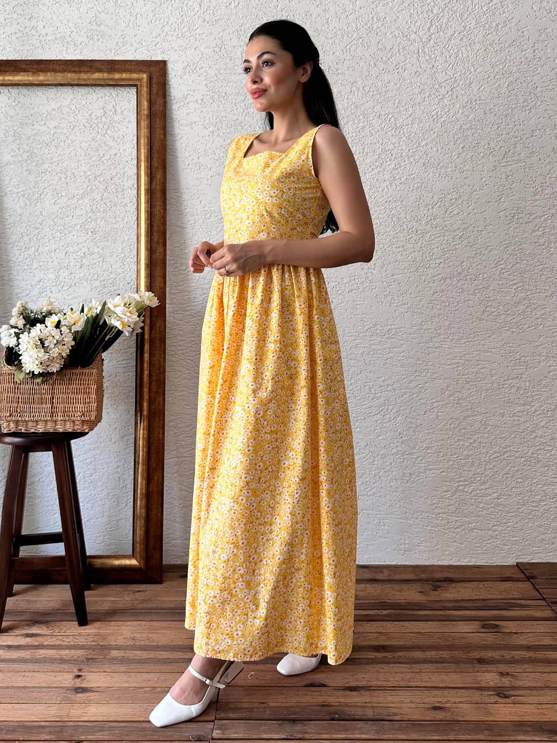 Yellow Daisy Dress in Poplin Fabric, 135cm Length, Available in Sizes 36-46, Hand Wash Recommended, Non-Transparent Design