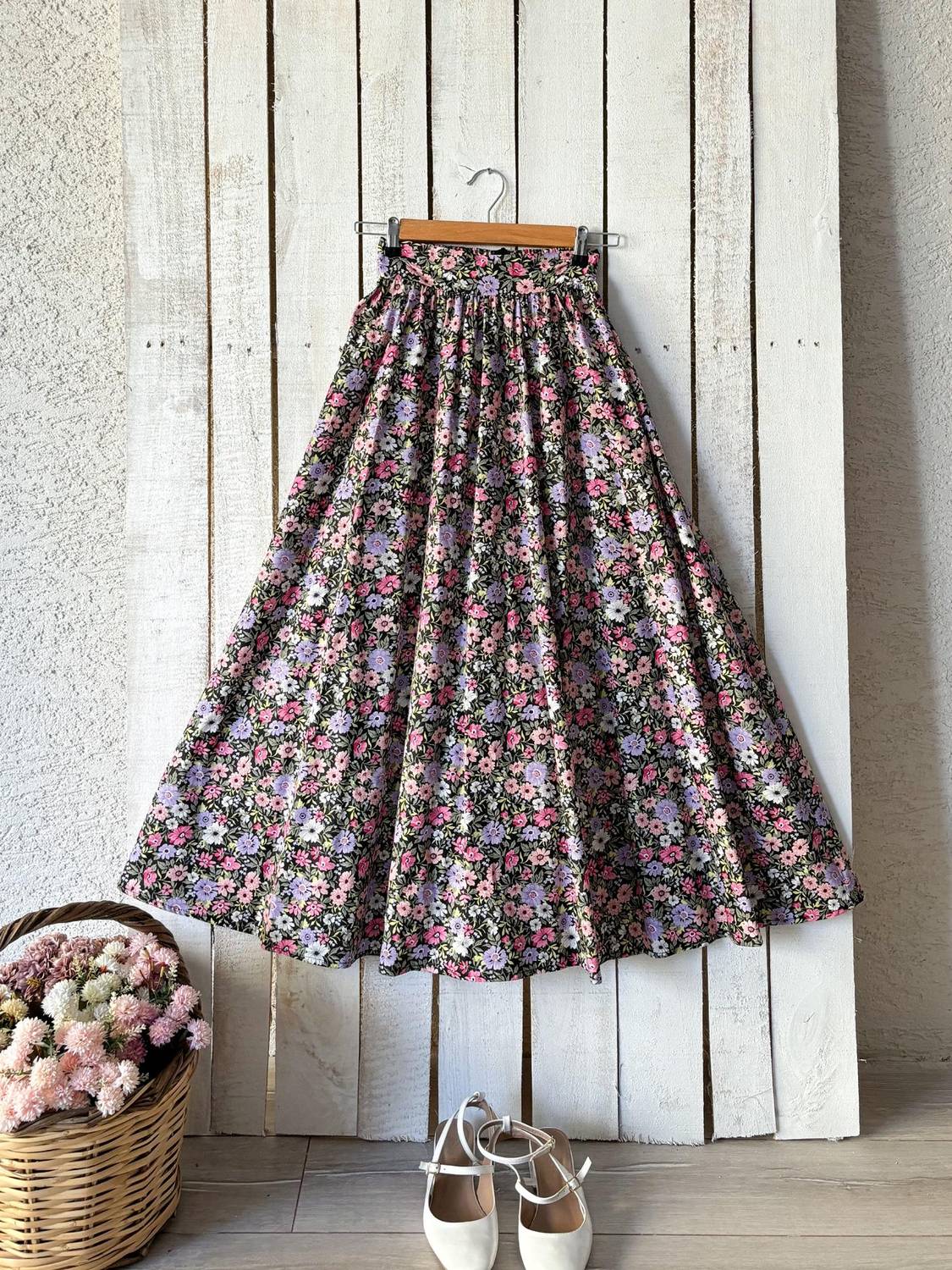 Siyah Lila Çiçekli Etek
