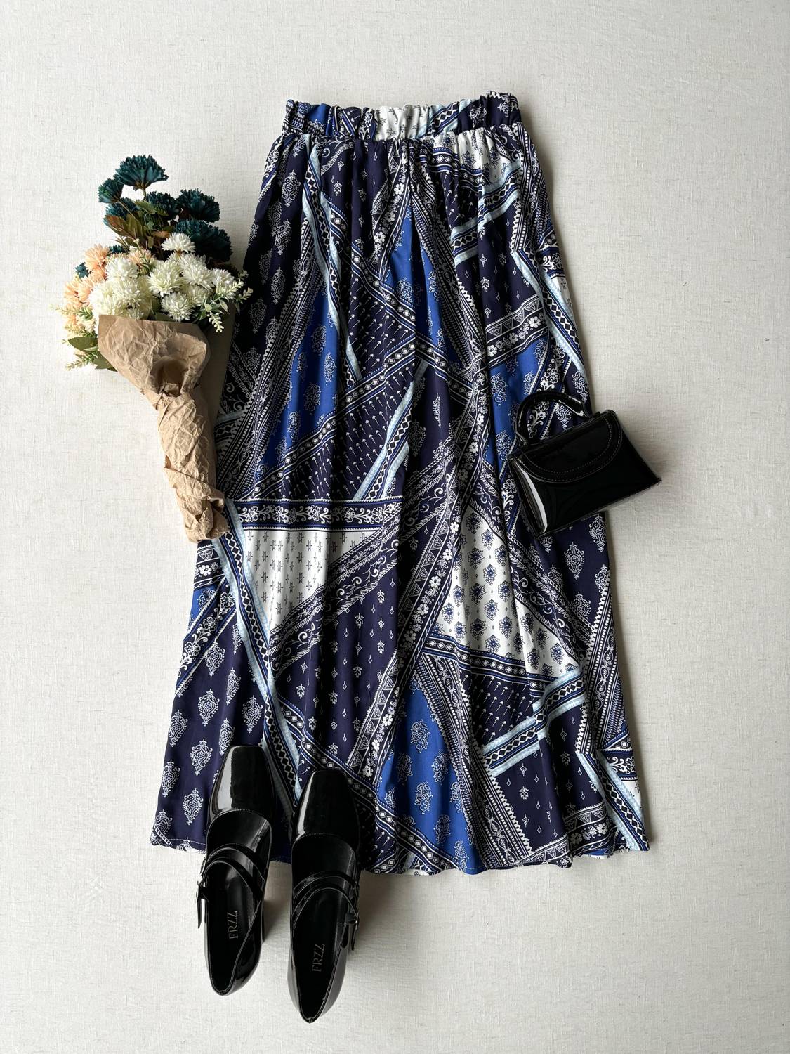 Blue Paisley Patterned Skirt with Gathered Waist