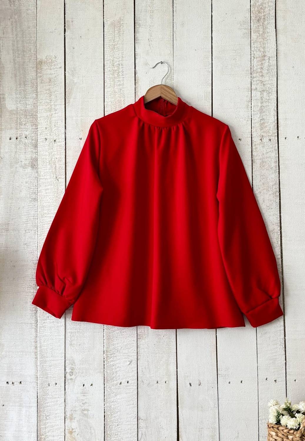 Kırmızı Büzgülü Krep Bluz