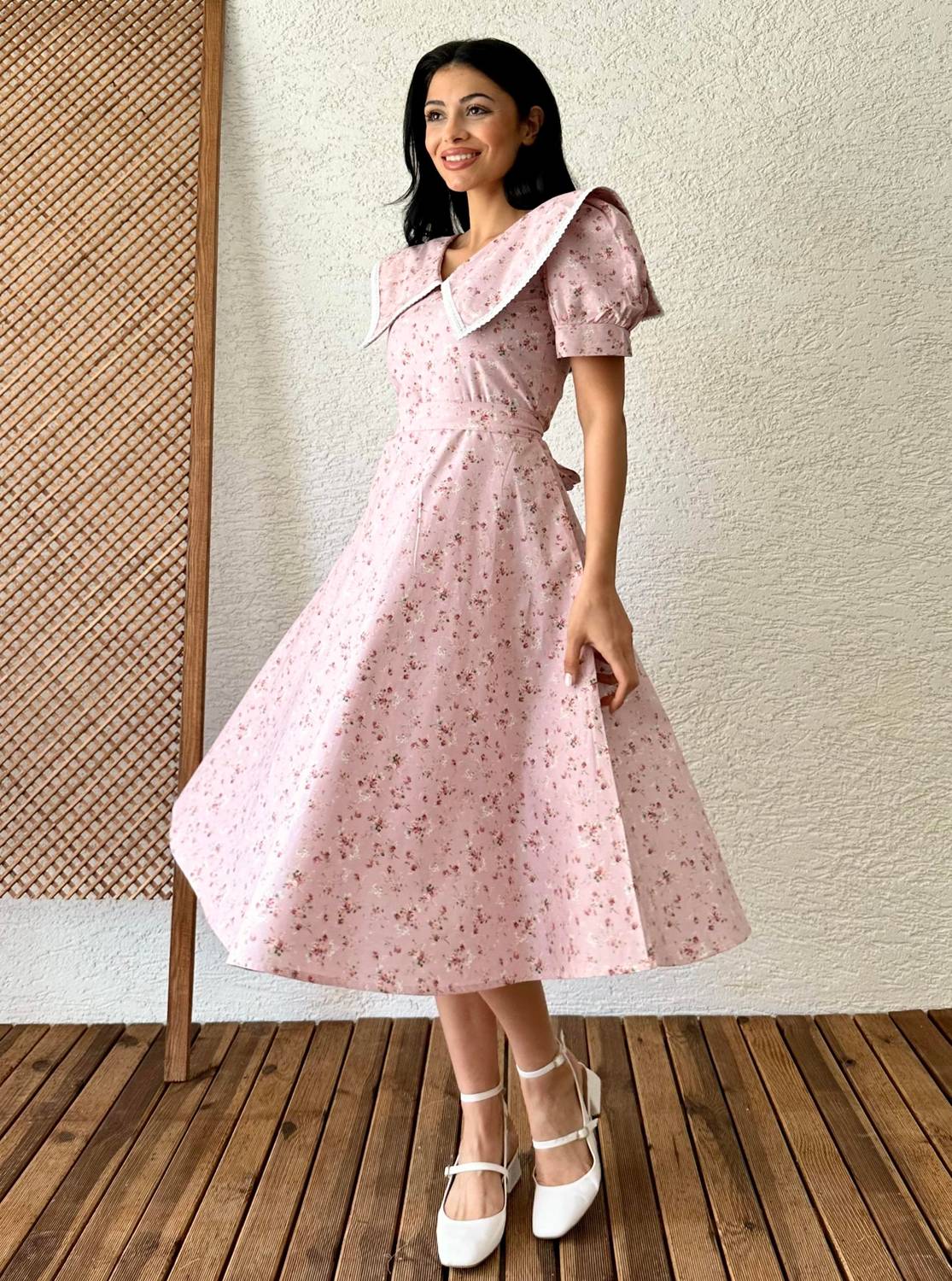 Vintage Büyük Yakalı Pembe-Bordo Çiçekli Kloş Elbise