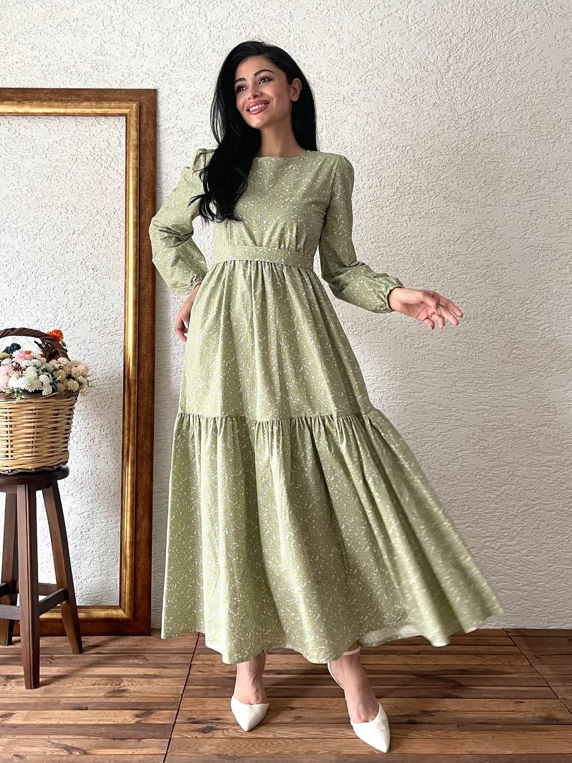 Long Green Crisp Poplin Tiered Dress with 100% Cotton Fabric Comfortable and Breathable Available in Multiple Sizes
