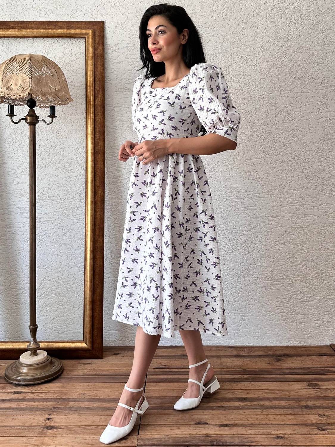 Платье с кльош из гофрированной ткани, лаванда, размер 40-42, длина 110 см, ручная стирка, стильный и комфортный выбор для женщин