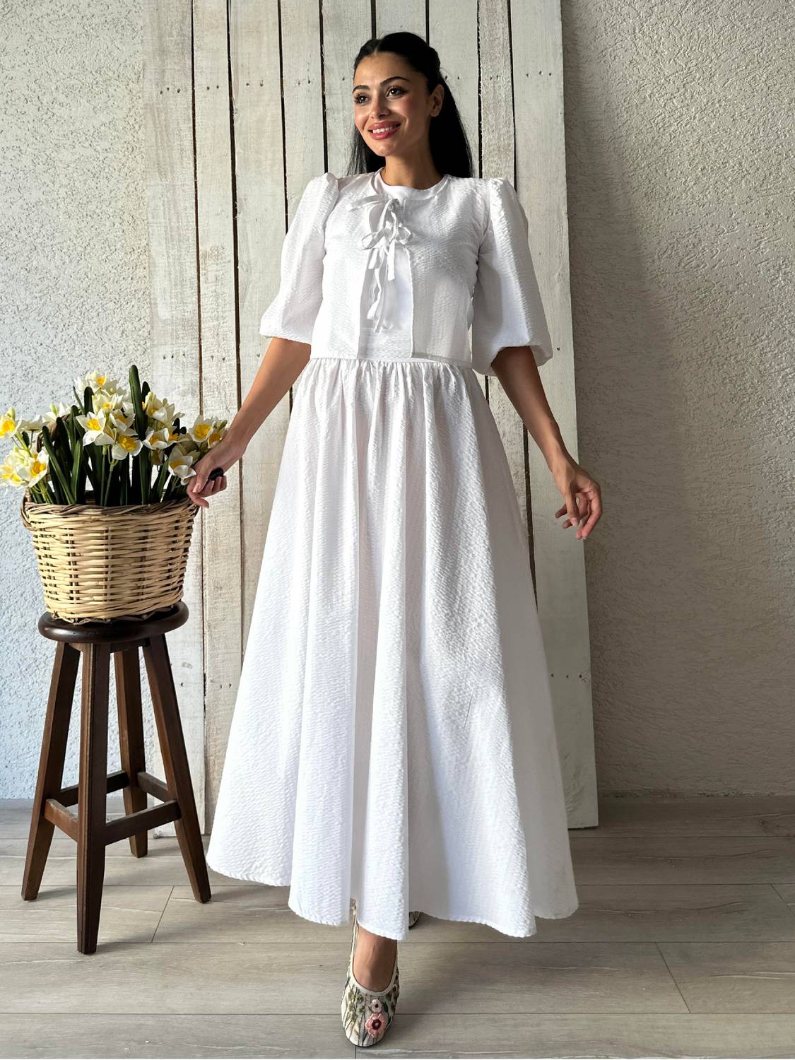 Uzun Beyaz Gofre Etek-Bluz (2 Li Takım)