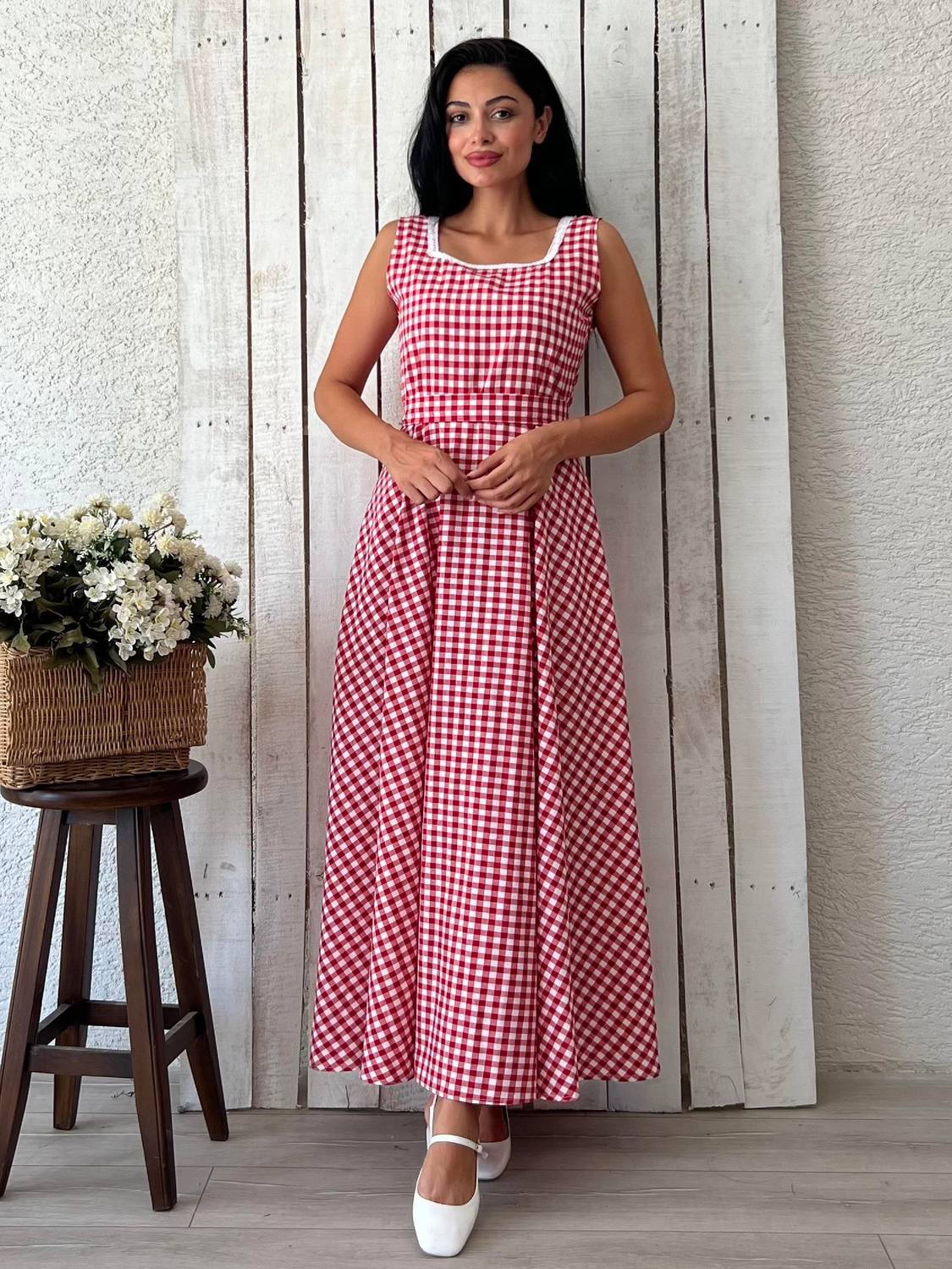 Red Gingham Square Neck Dress in Poplin Fabric, 135cm Length, Hand Wash Recommended, Available in Sizes 36-38, 40-42, 44-46