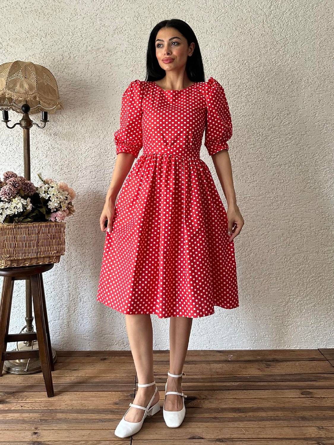 Kırmızı Puantiyeli Karpuz Kollu Elbise