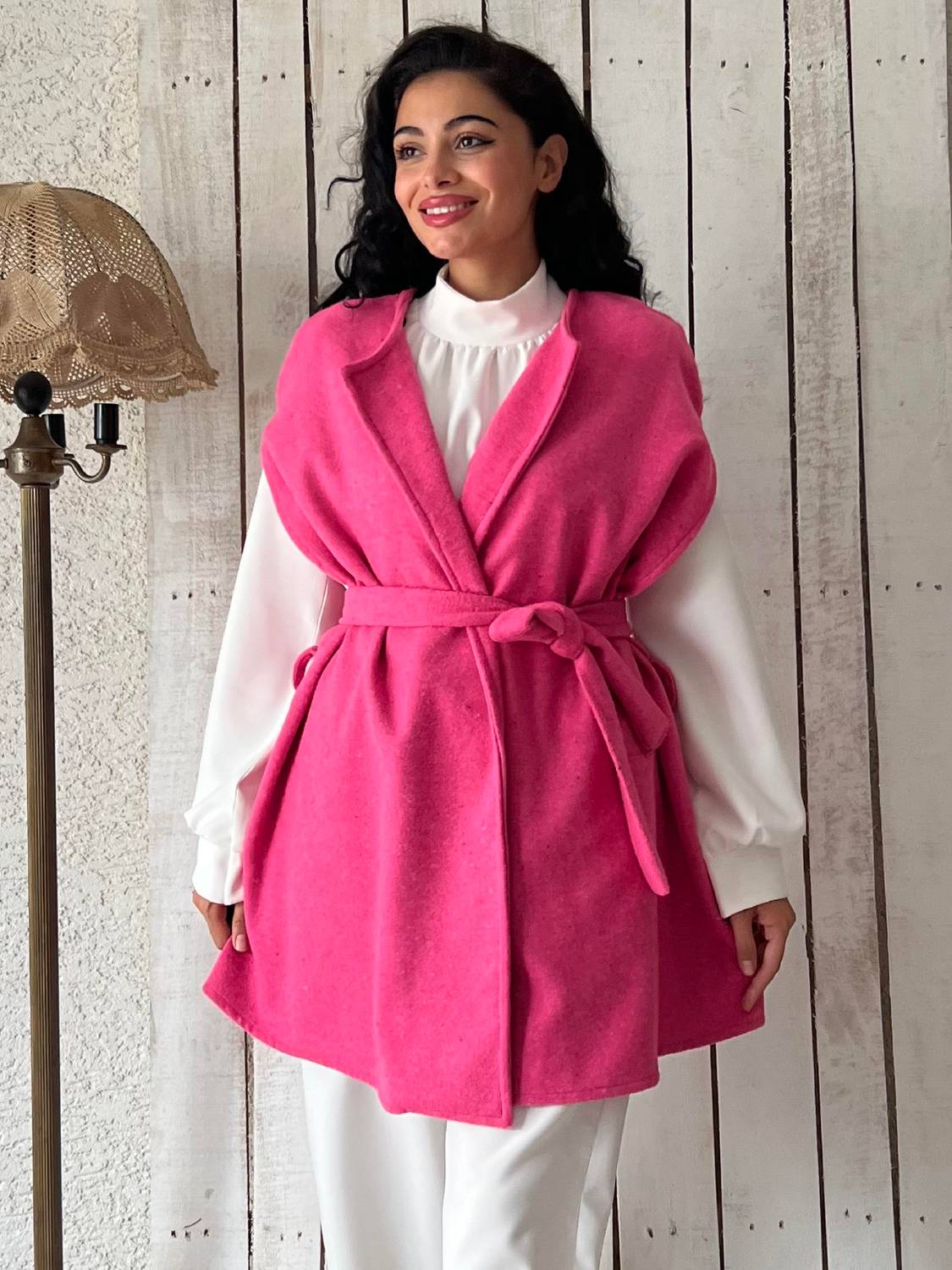 بانشو قماش كاشيه باللون الوردي بتصميم فضفاض بحجم قياسي