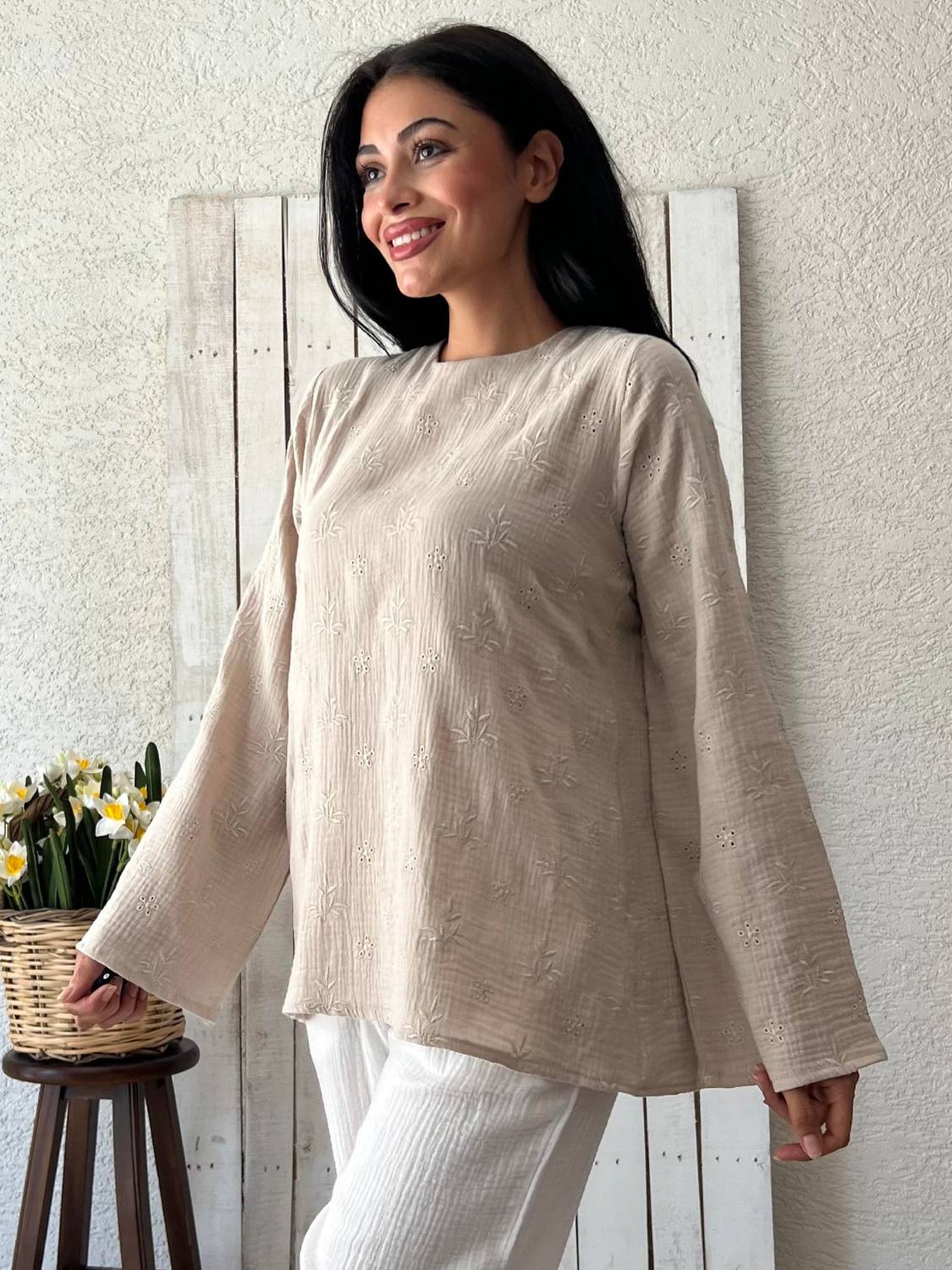 Krem İşlemeli Salaş Müslin Bluz