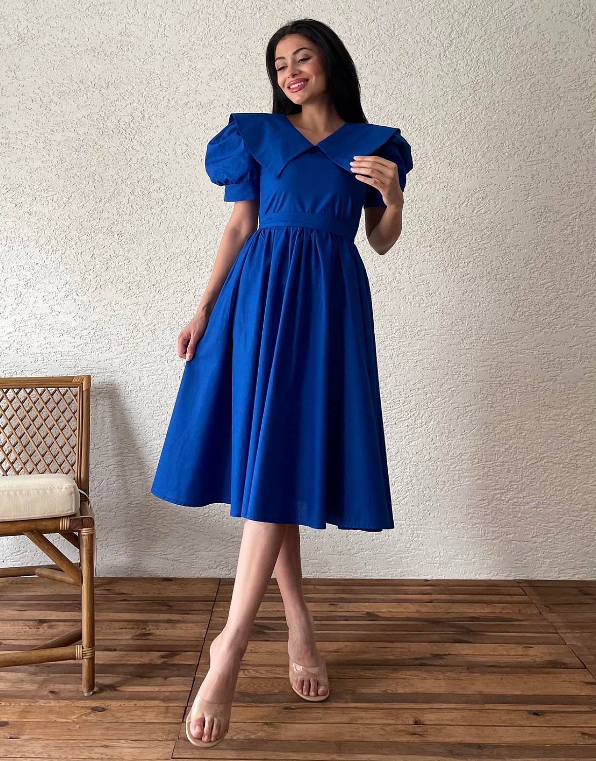 Сукня з попліна насиченого синього кольору з великим коміром, 100% бавовна, доступна в розмірах S-3XL