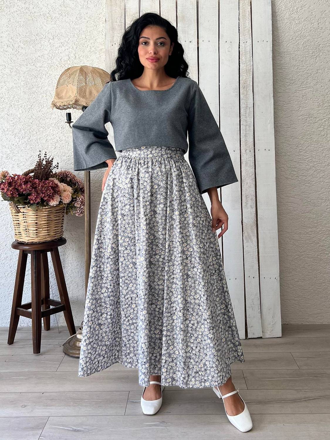 Gri Papatyalı Kloş Poplin Etek