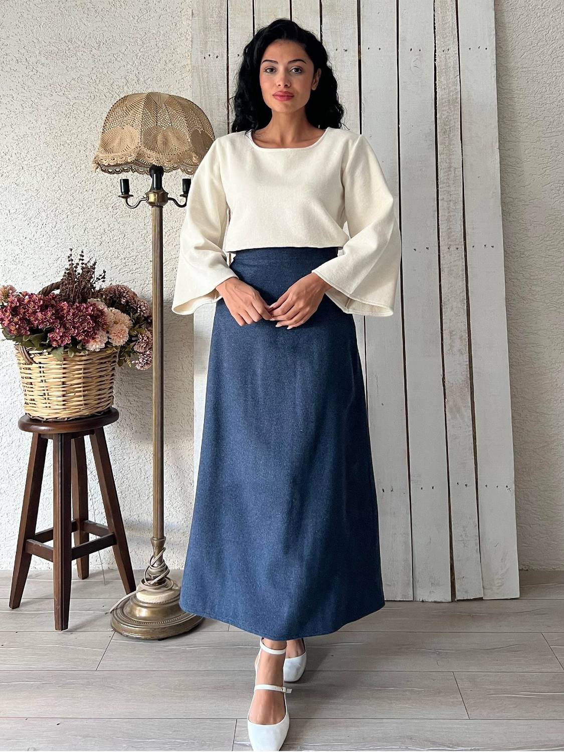 تنانير كاكي طويلة بلون أزرق إنديجو، قطع عصرية، تناسب السيدات، ومصنوعة من قماش كاكي 30% صوف، متوفرة بمقاسات مختلفة