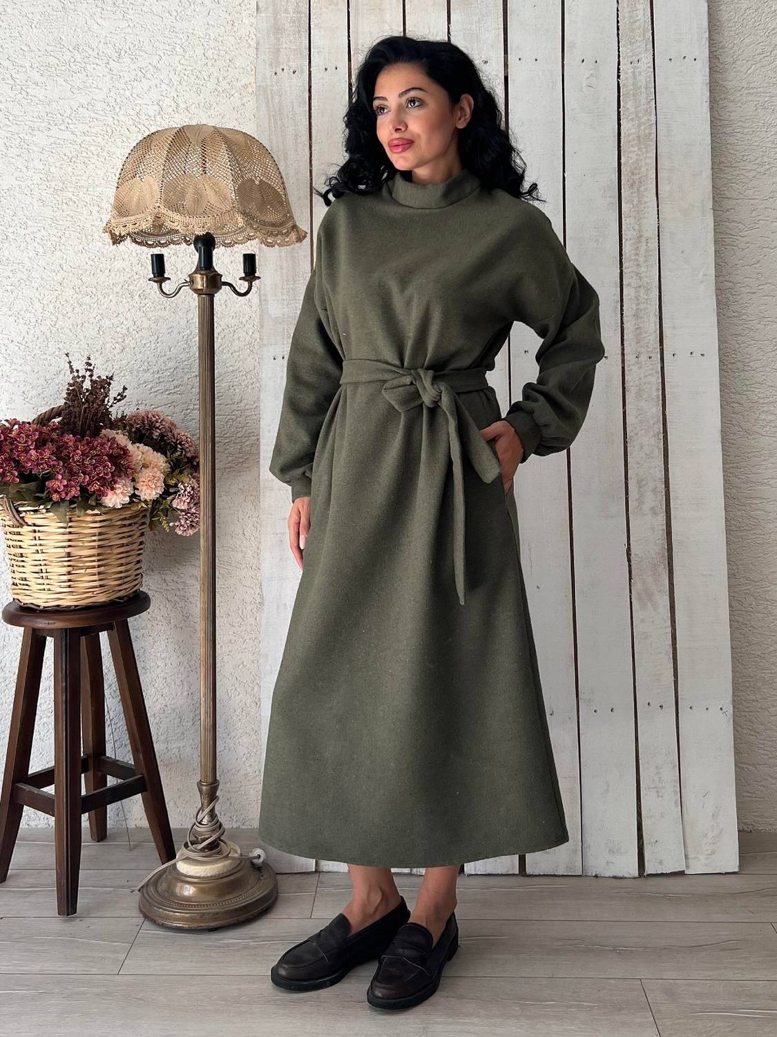 Довге картатое розслаблене плаття з кашеміру оливкової зеленого кольору для жінок, виготовлене з тканини з бавовни та поліестеру