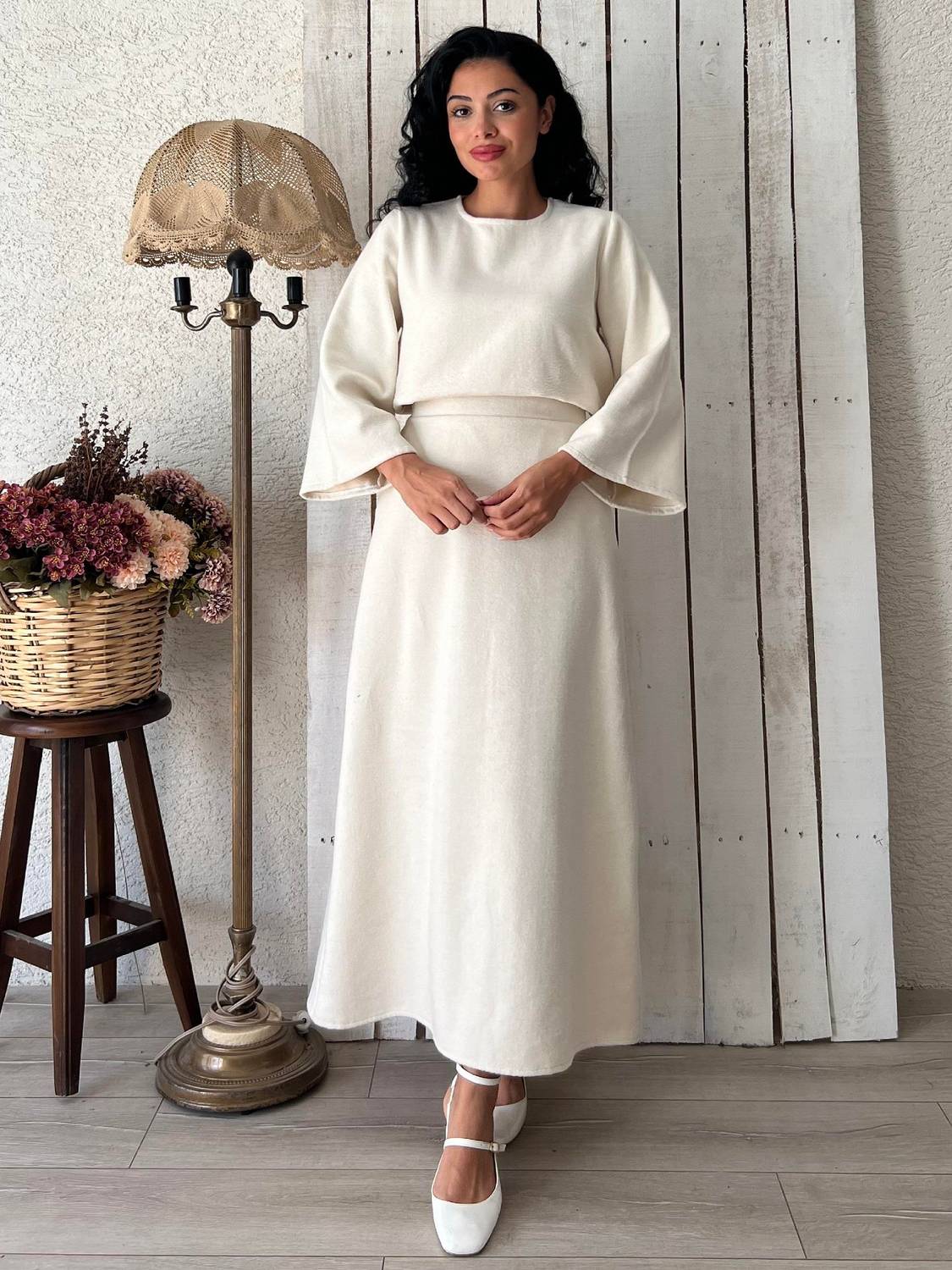 Uzun Krem Rengi Kaşe Bluz-Etek Takımı (2 Lİ TAKIM)