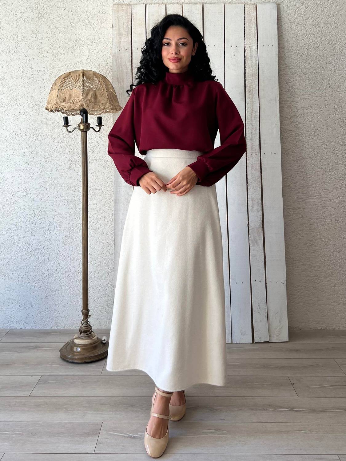 Krem Uzun Kaşe Etek