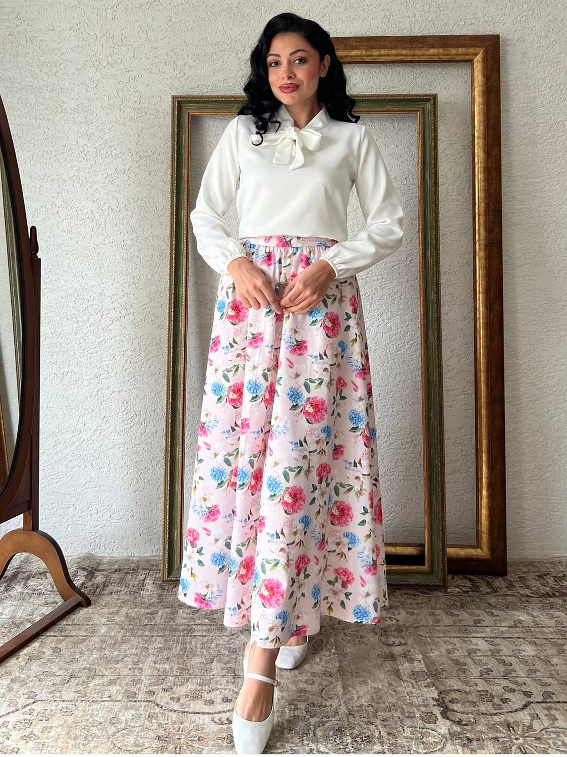 Ortanca Çiçekli Saten Etek 