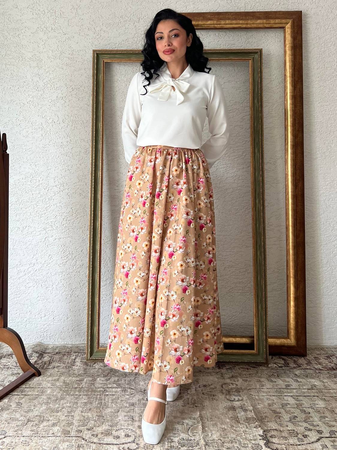 Kahve Çiçekli Saten Etek