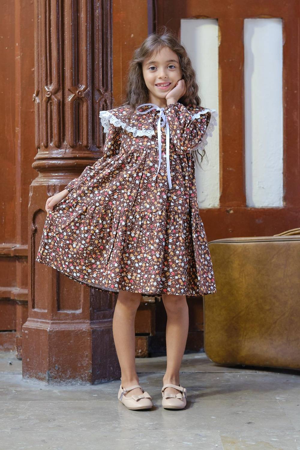Vintage Uzun Kol Seyyar Yaka Kahve  Çiçekli Kat Kat Kız Çocuk Elbise