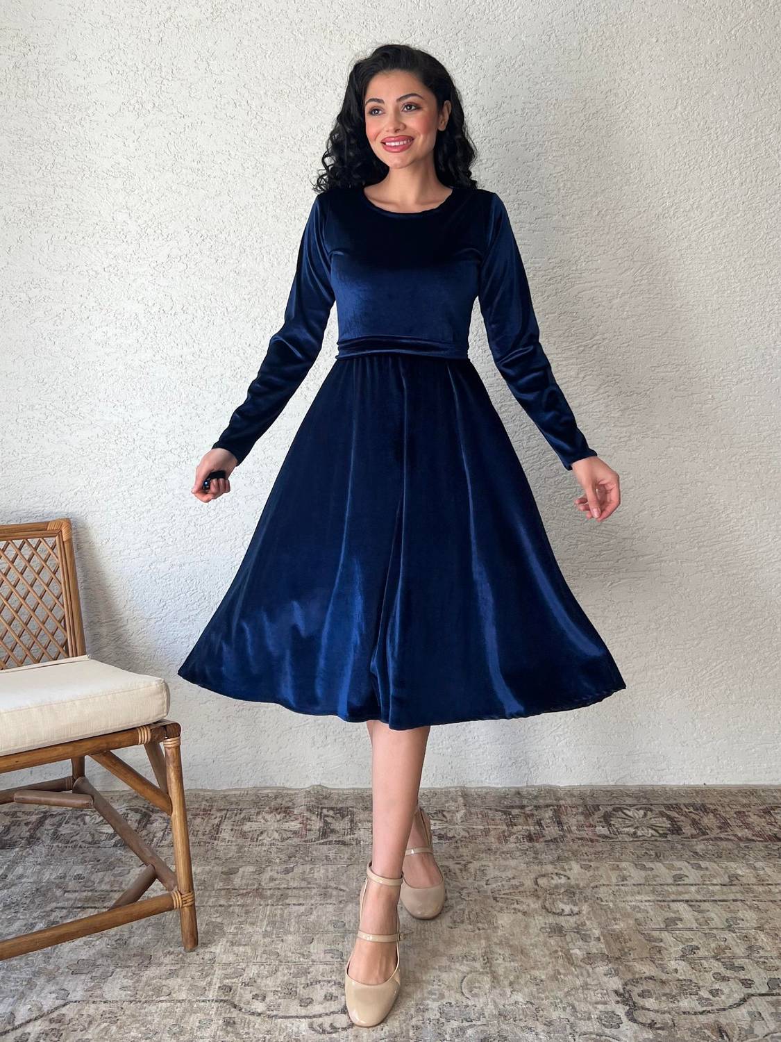 Lacivert Kısa Kloş Kadife Elbise