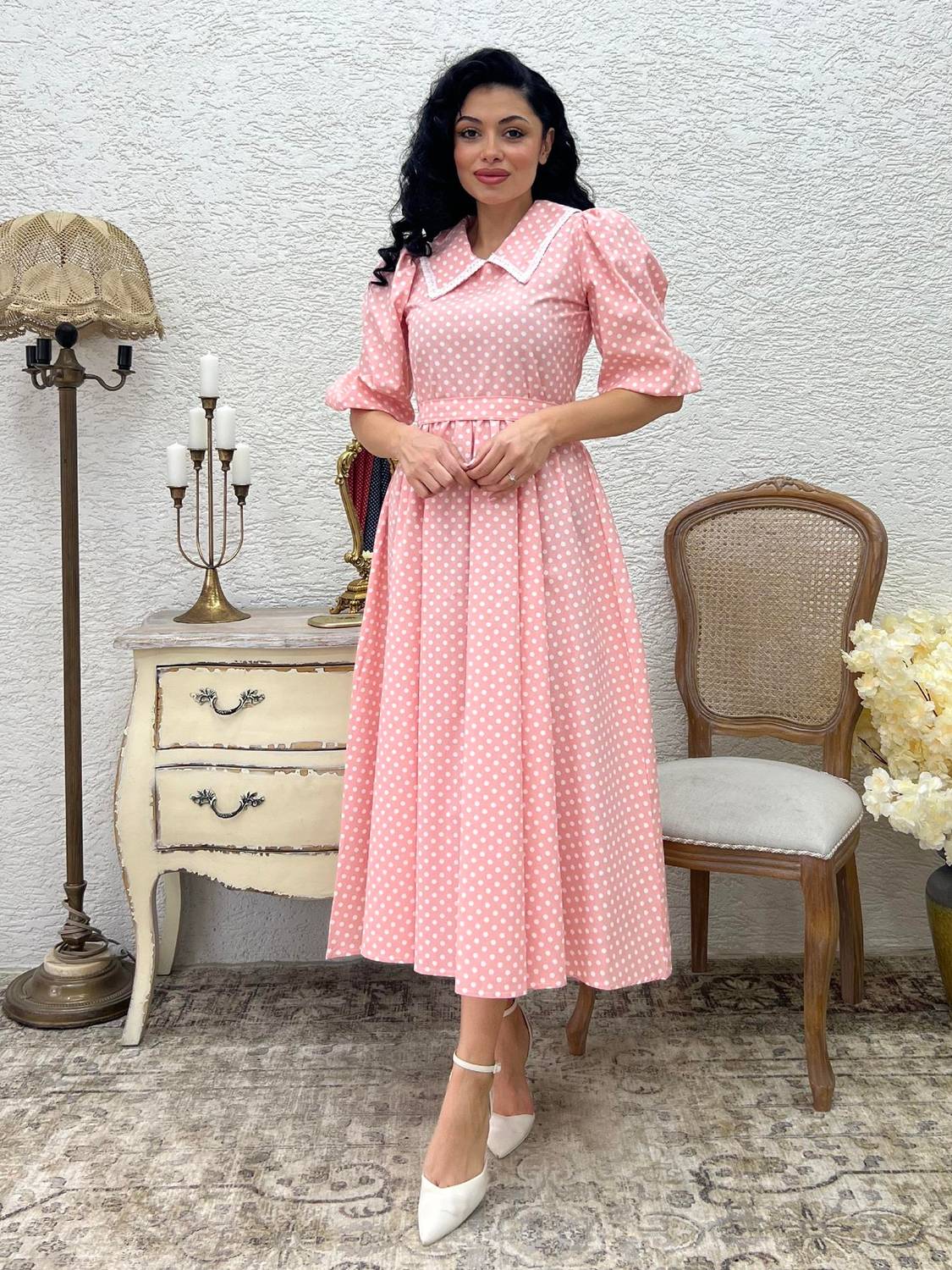 Yakalı Pembe Puantiyeli Beyaz Dantelli Kloş Elbise