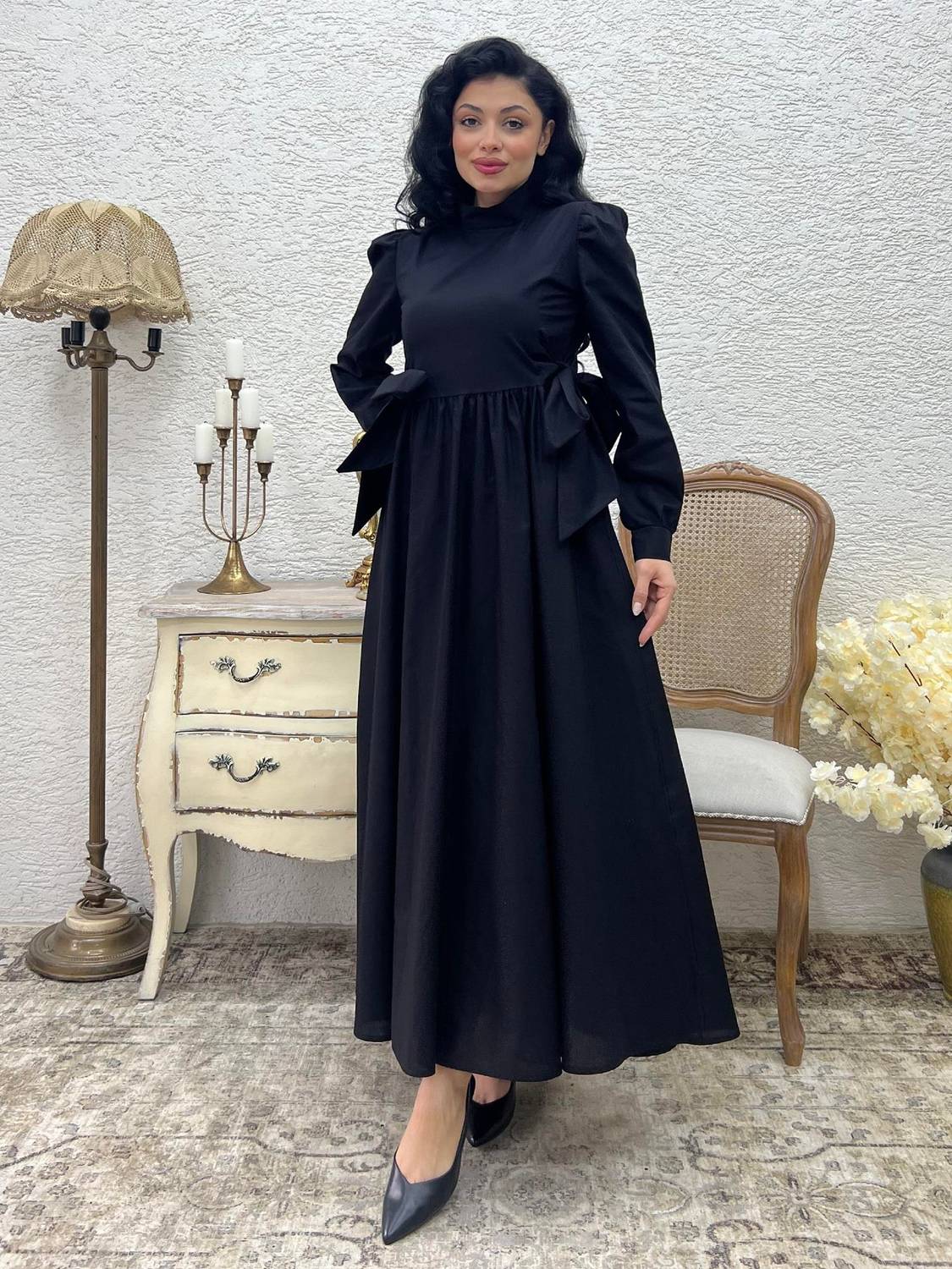Tesettür Siyah Fiyonklu Uzun Poplin Kloş Elbise