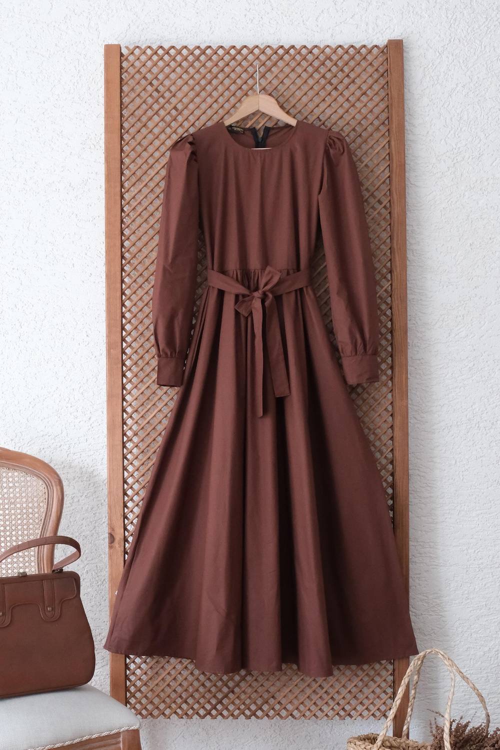 Tesettür Kahverengi Poplin Kloş Elbise