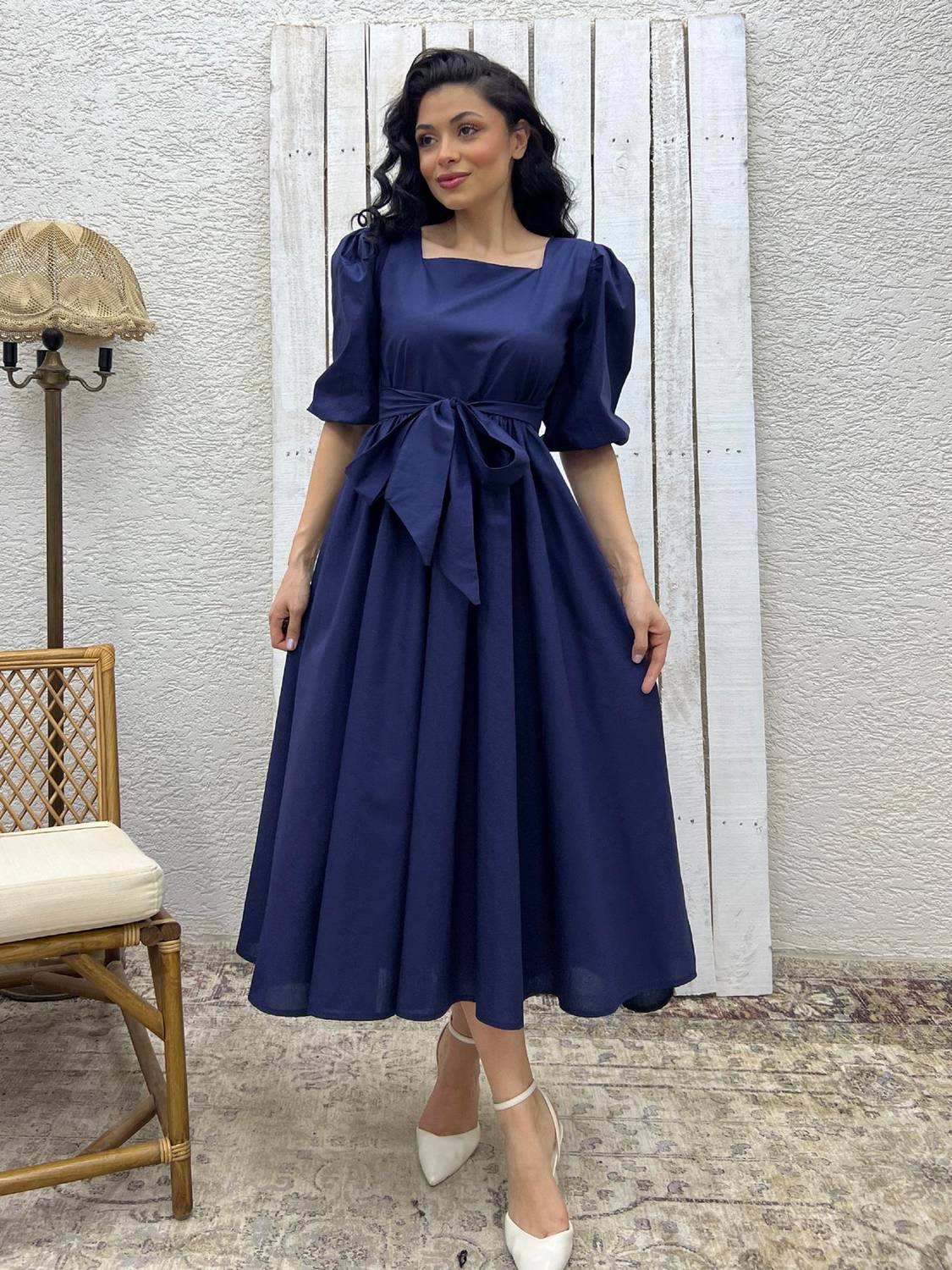 Lacivert Büyük Fiyonklu Kare Yaka Kloş Poplin Elbise