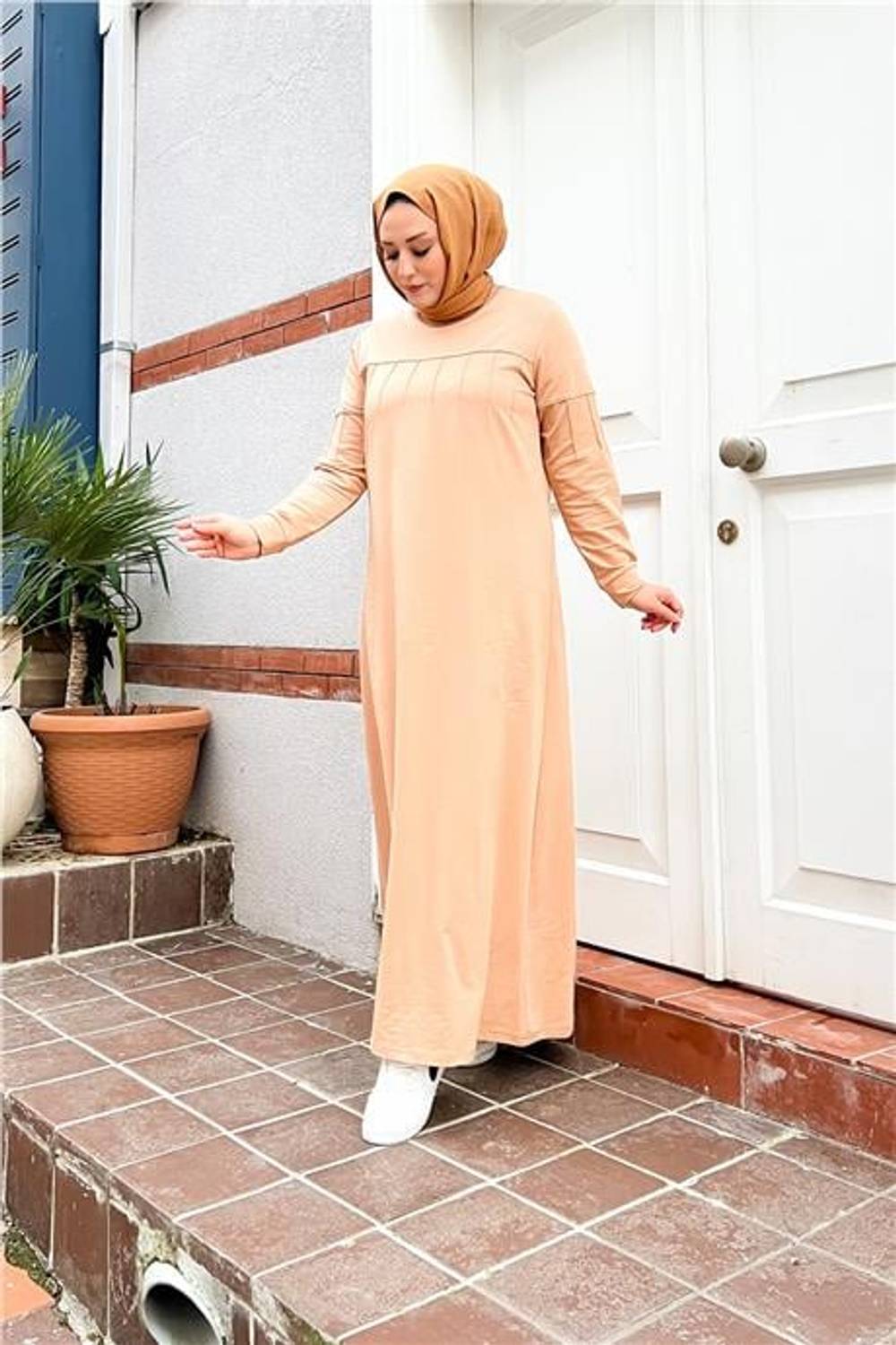 Kısa Nevrül Detaylı Sade Basic Uzun Büyük Beden Spor Elbise - 12025.026 - Bej